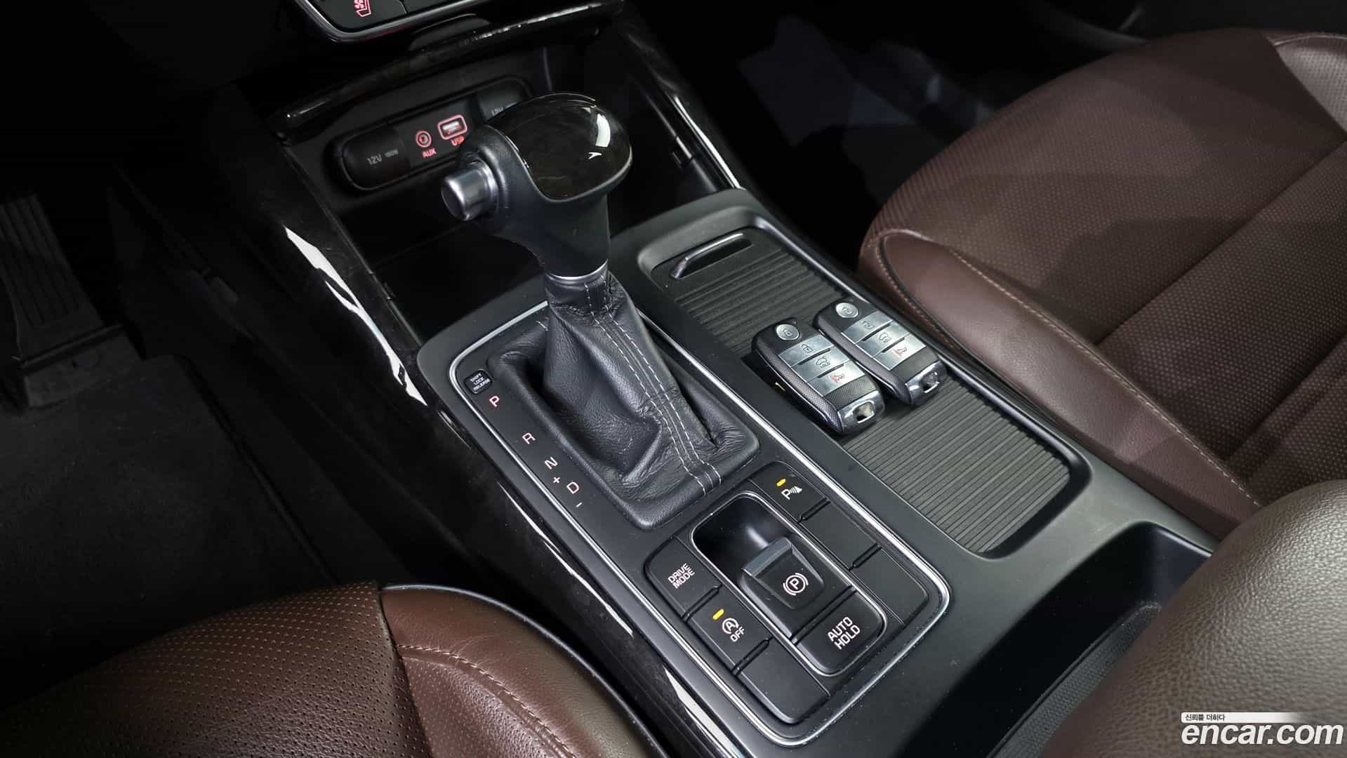 Sorento Kia 2016.5-INNER-009