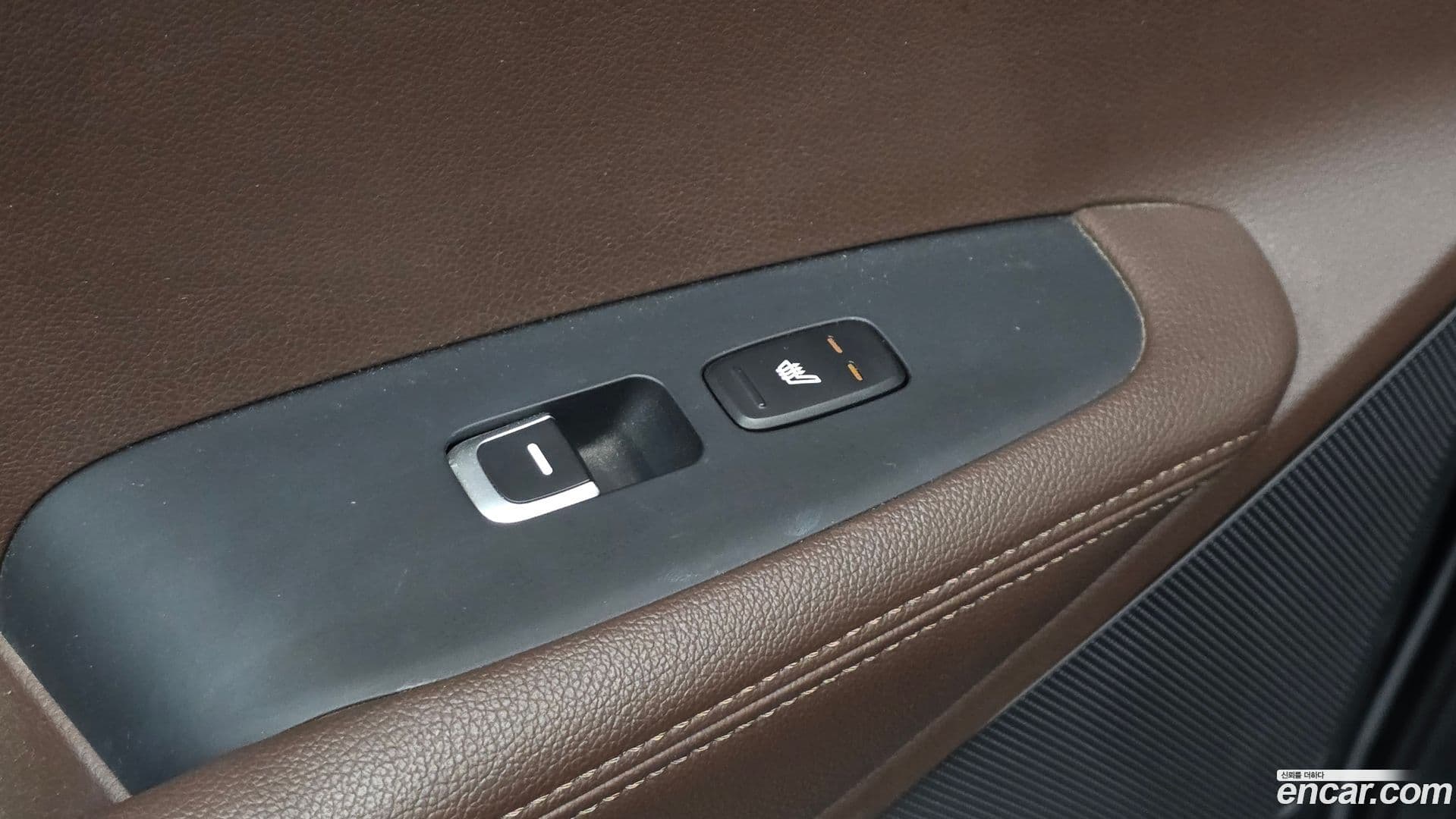 Main__Slider__Photo:Sorento Kia 2016.5-17