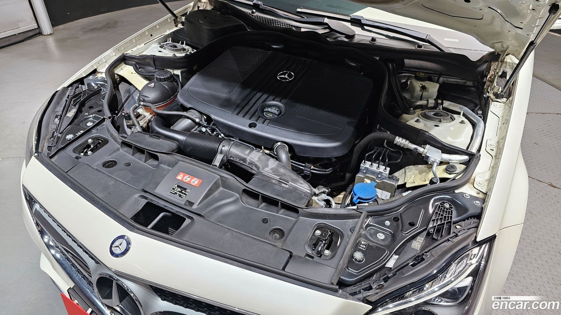 Main__Slider__Photo:CLS-Class Mercedes-Benz 2017.2-5