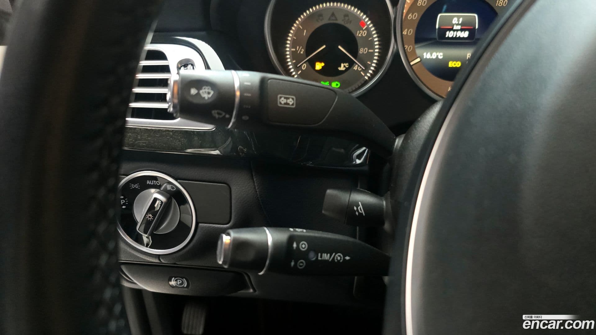 Main__Slider__Photo:CLS-Class Mercedes-Benz 2017.2-17