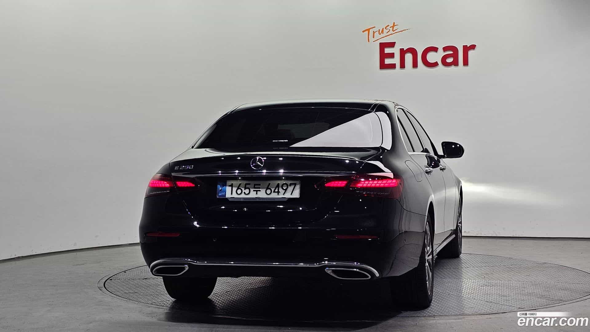 E-Class Mercedes-Benz 2021.2-OUTER-004