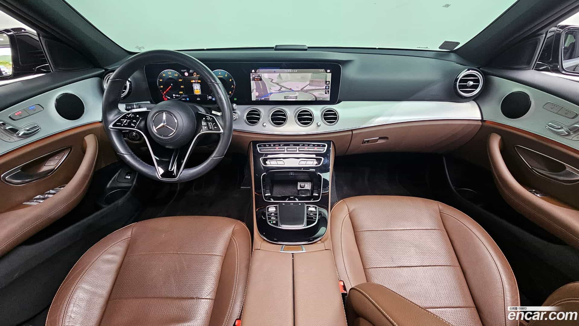 E-Class Mercedes-Benz 2021.2-INNER-007