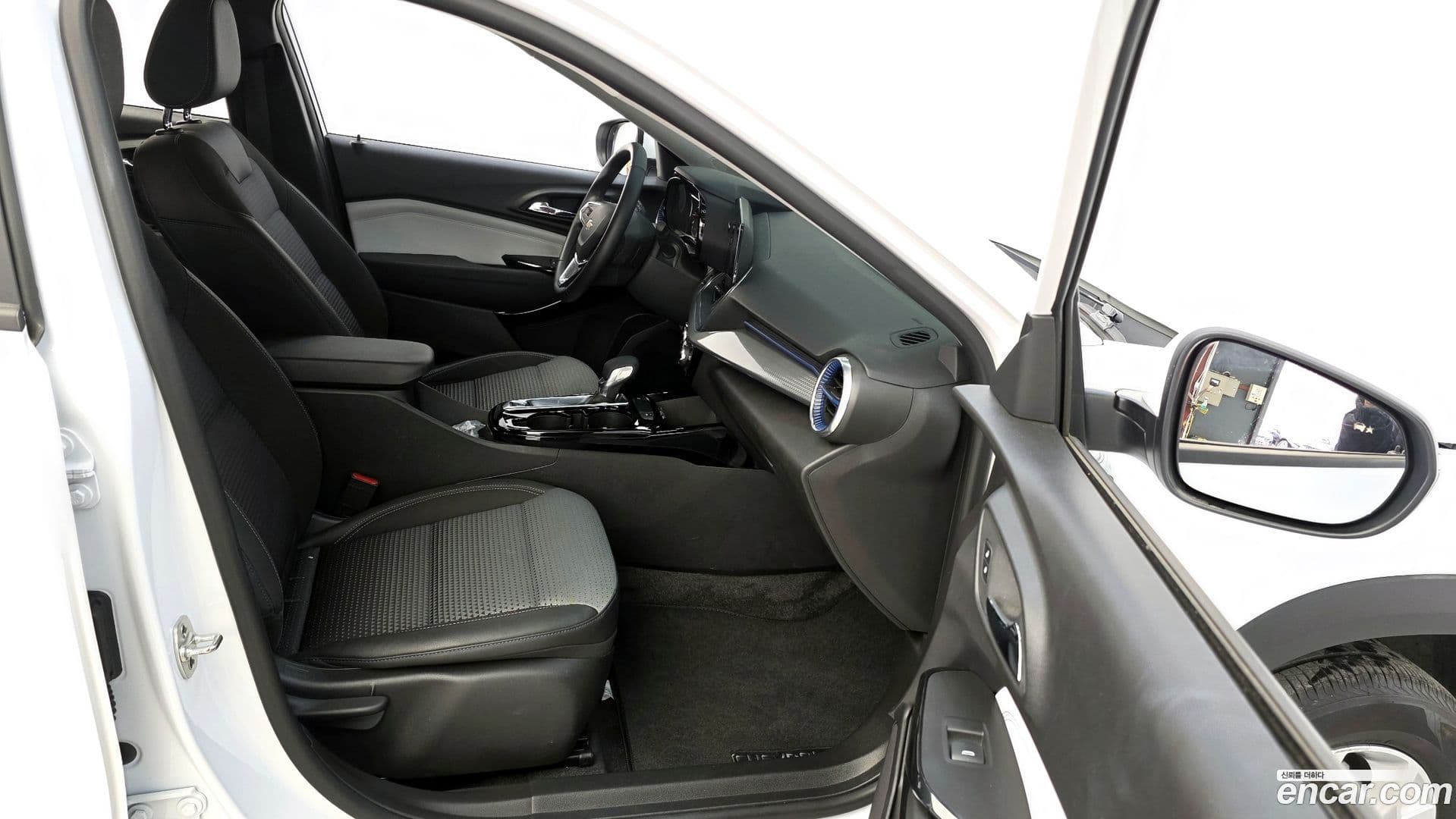 Main__Slider__Photo:Trax ChevroletGMDaewoo 2024.2-9