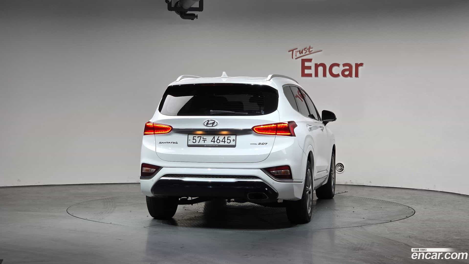 Santafe Hyundai 2018.8-OUTER-004