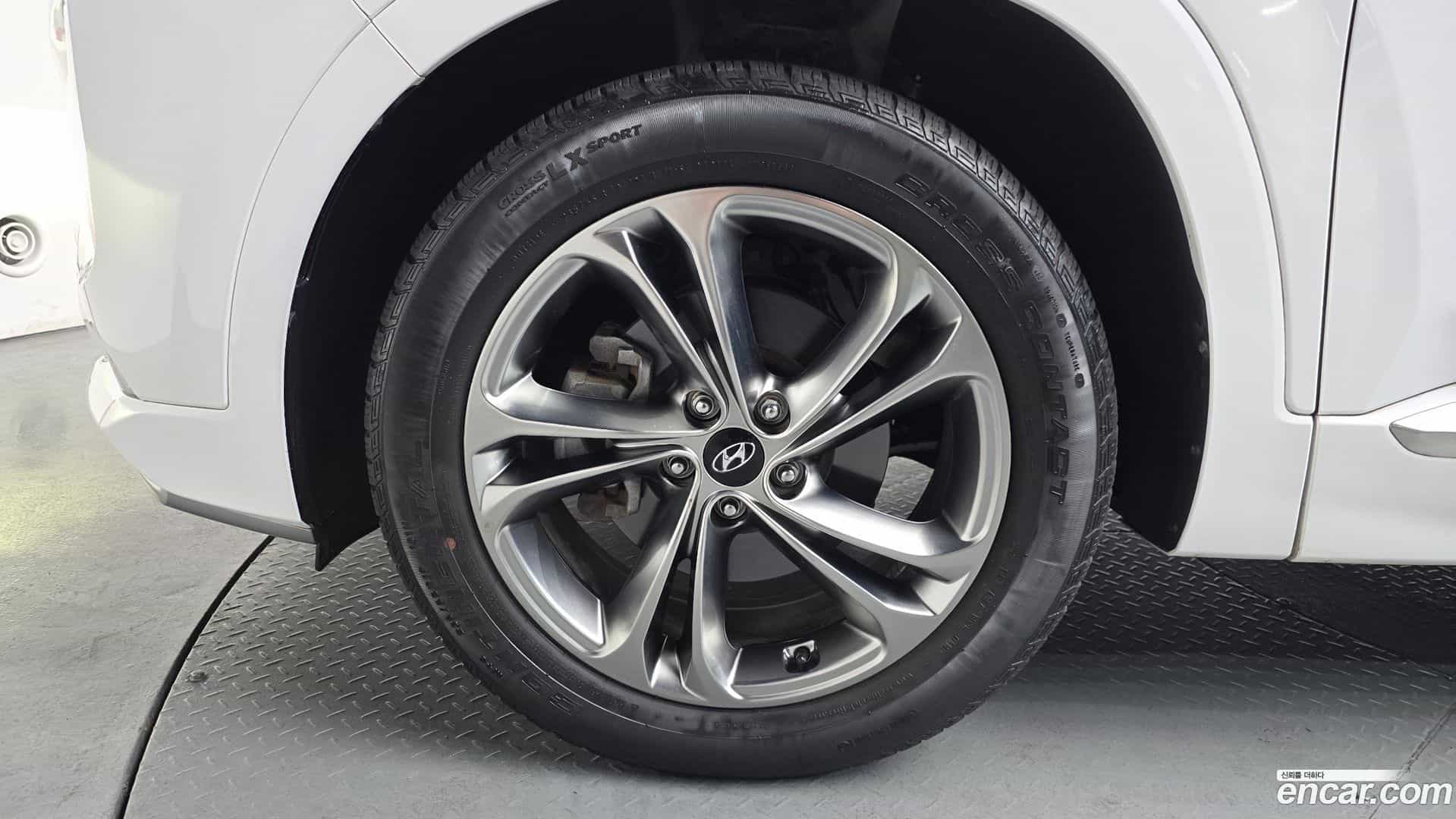 Santafe Hyundai 2018.8-OUTER-005