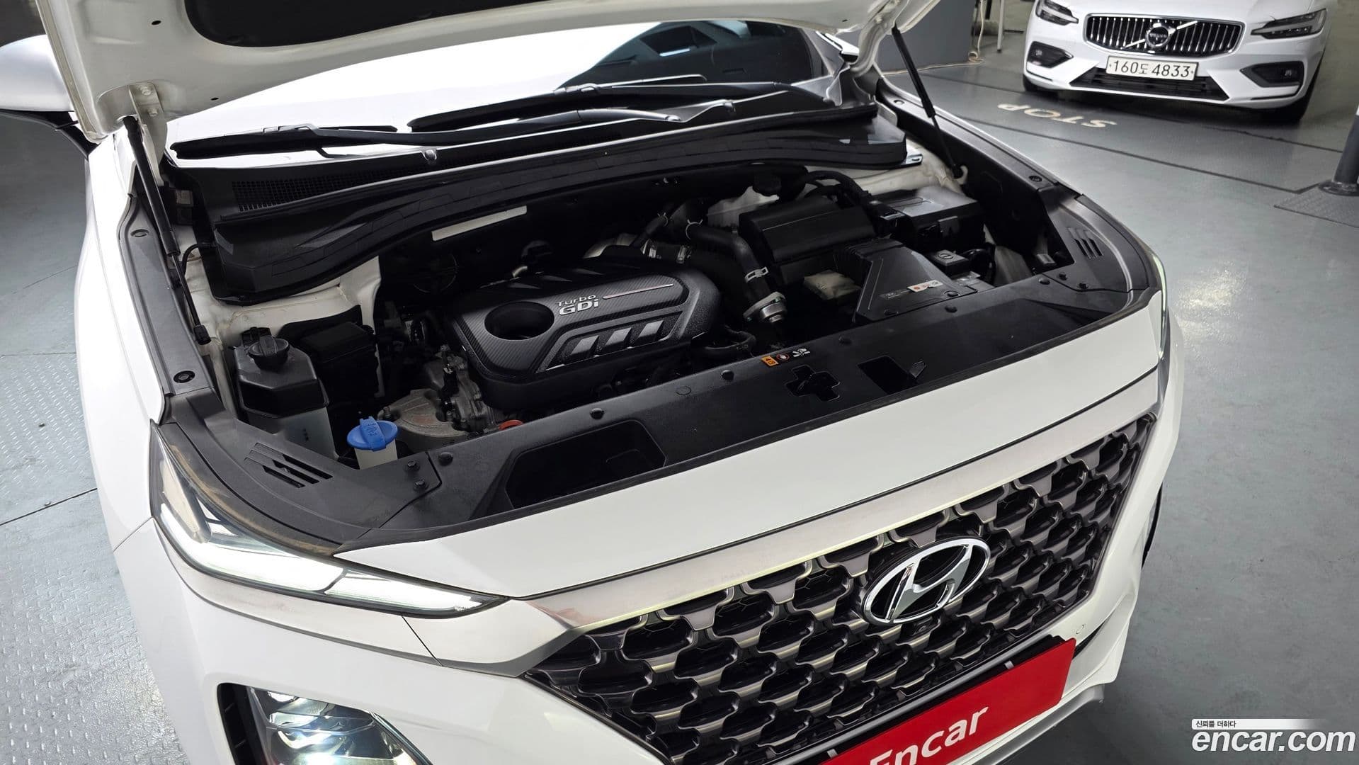 Main__Slider__Photo:Santafe Hyundai 2018.8-5