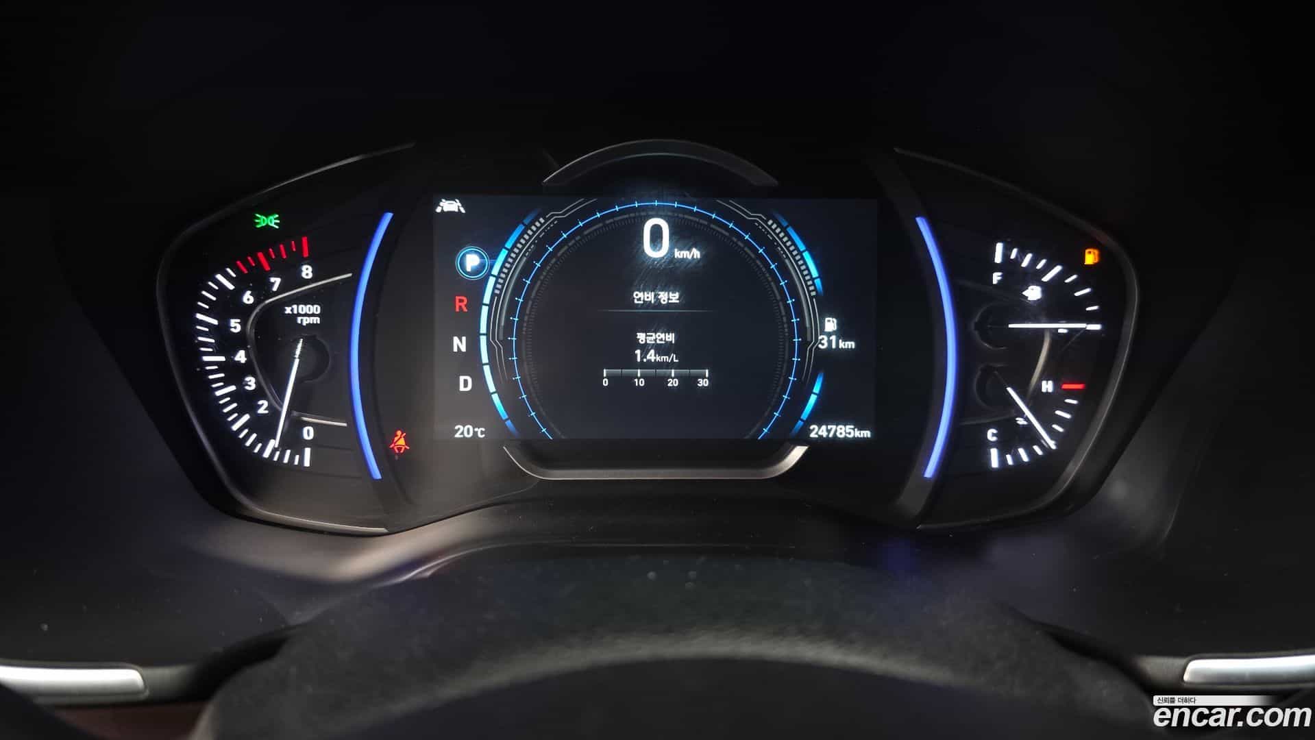 Santafe Hyundai 2018.8-INNER-008