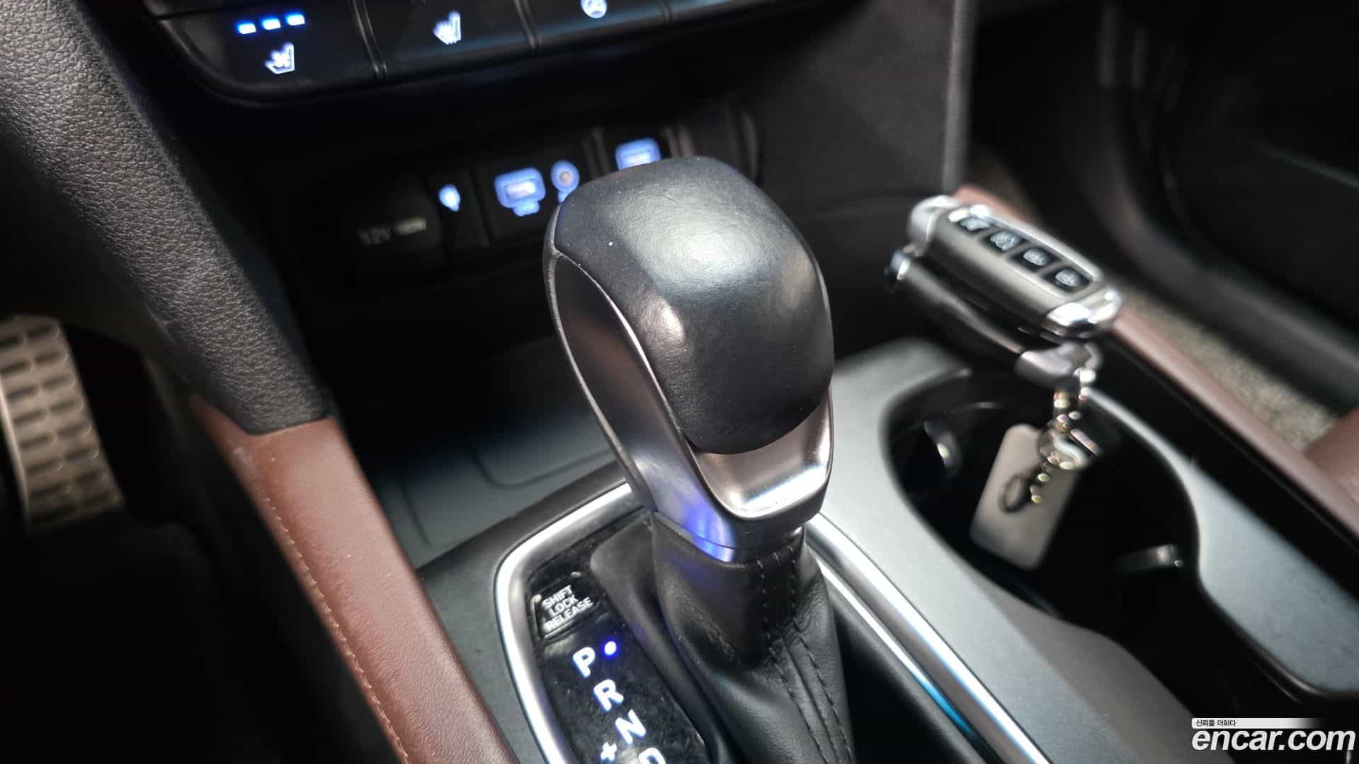 Santafe Hyundai 2018.8-INNER-009