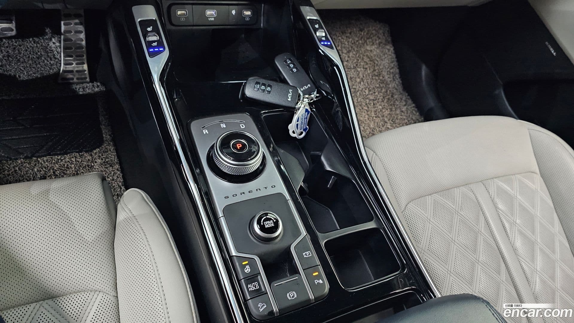 Main__Slider__Photo:Sorento Kia 2023.2-8