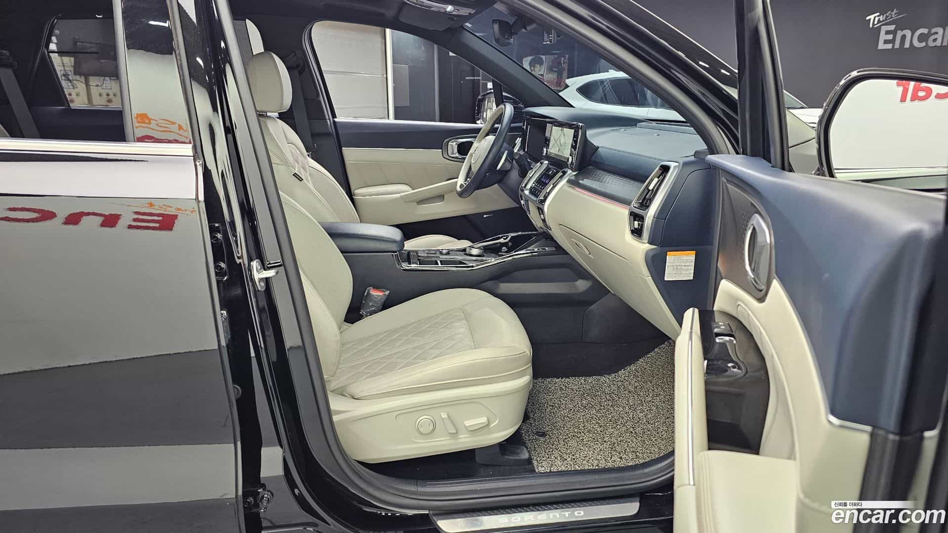 Sorento Kia 2023.2-OPTION-015