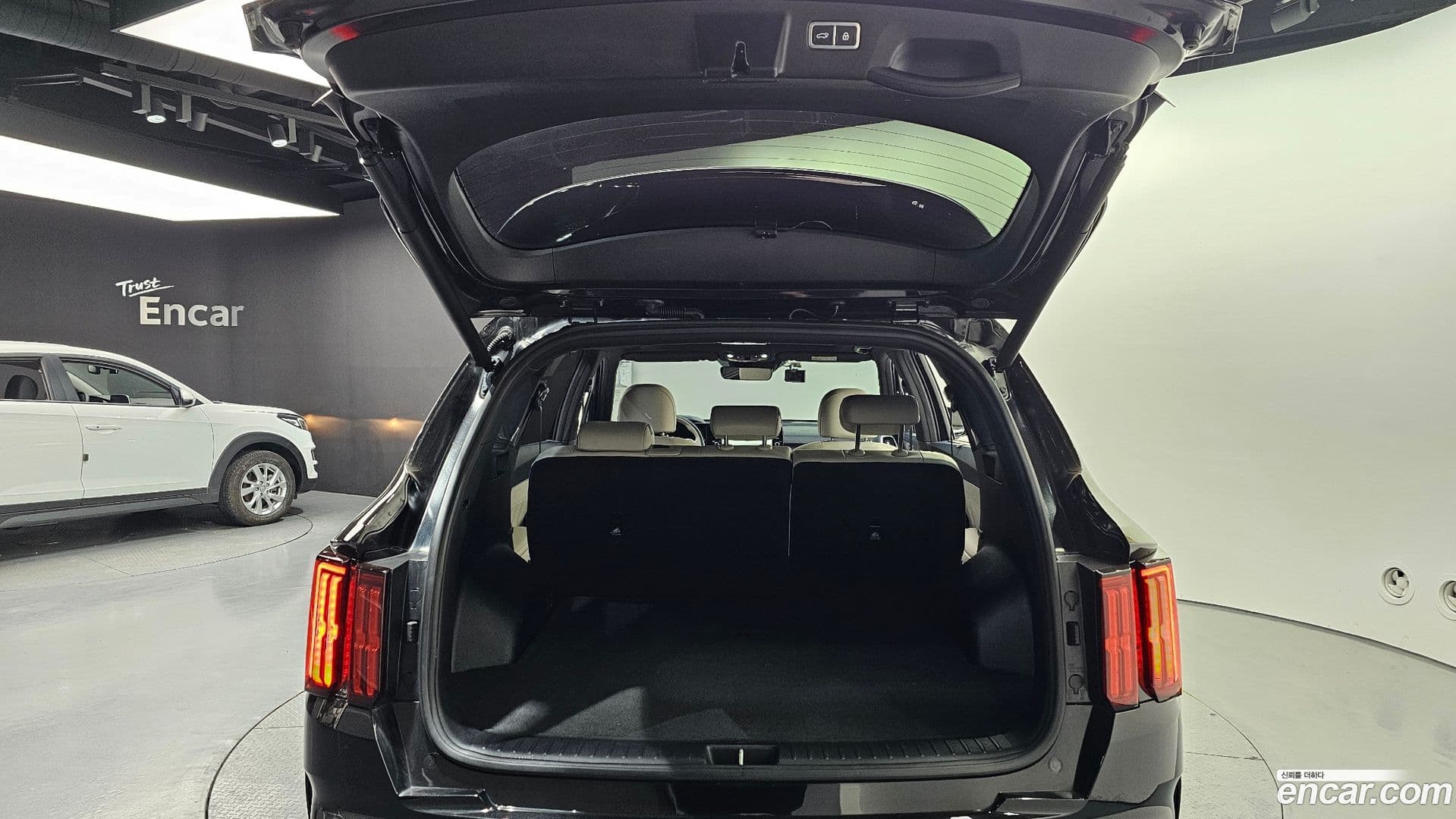 Main__Slider__Photo:Sorento Kia 2023.2-19