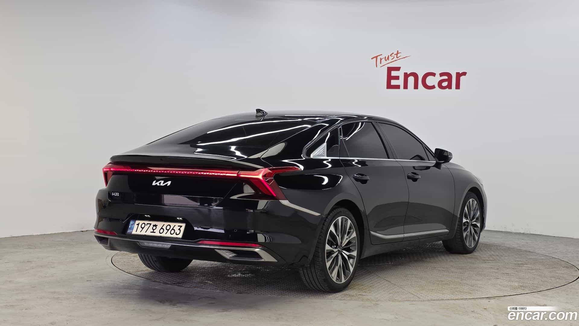 K8 Kia 2022.1-OUTER-002