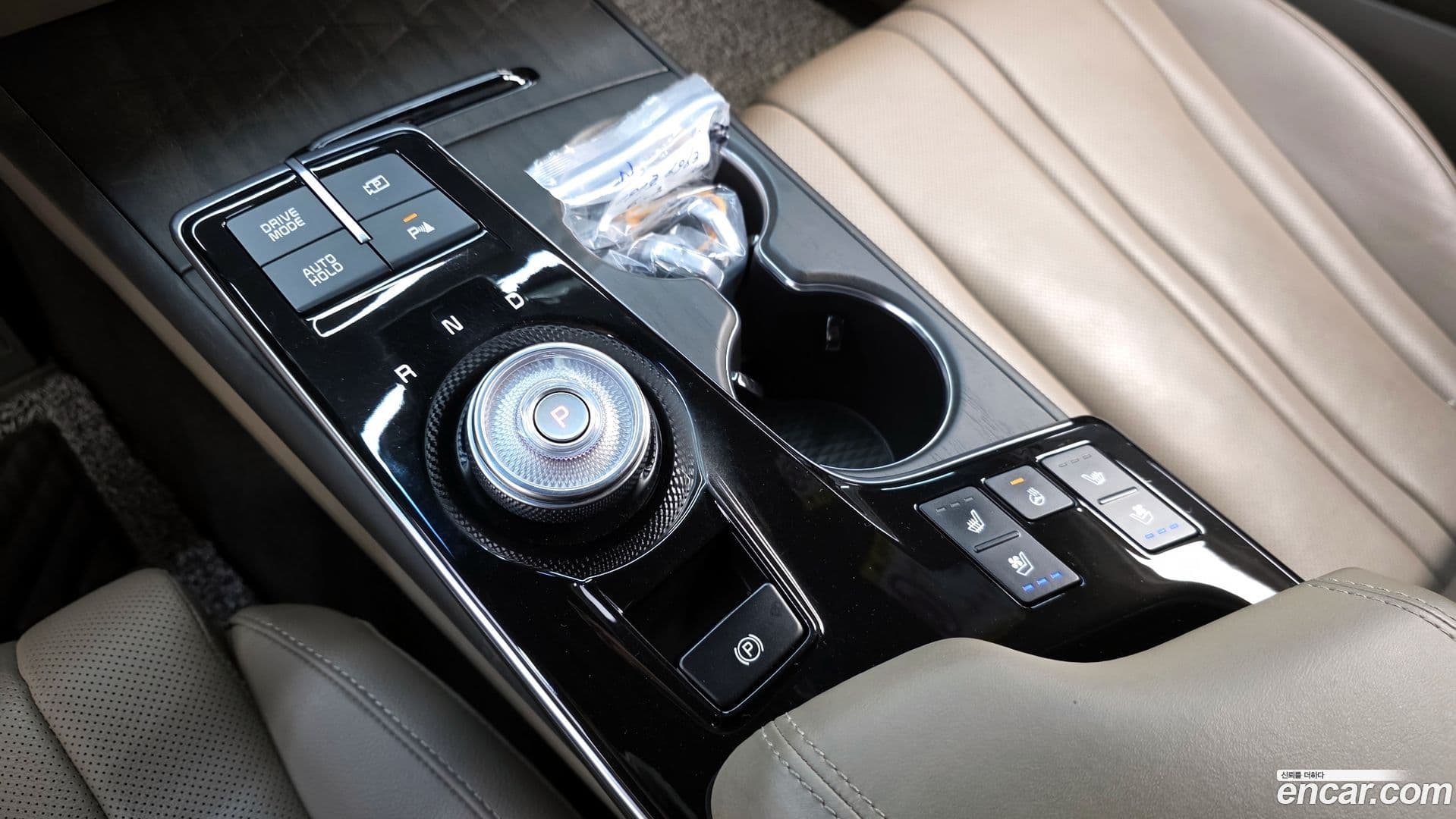 Main__Slider__Photo:K8 Kia 2022.1-8