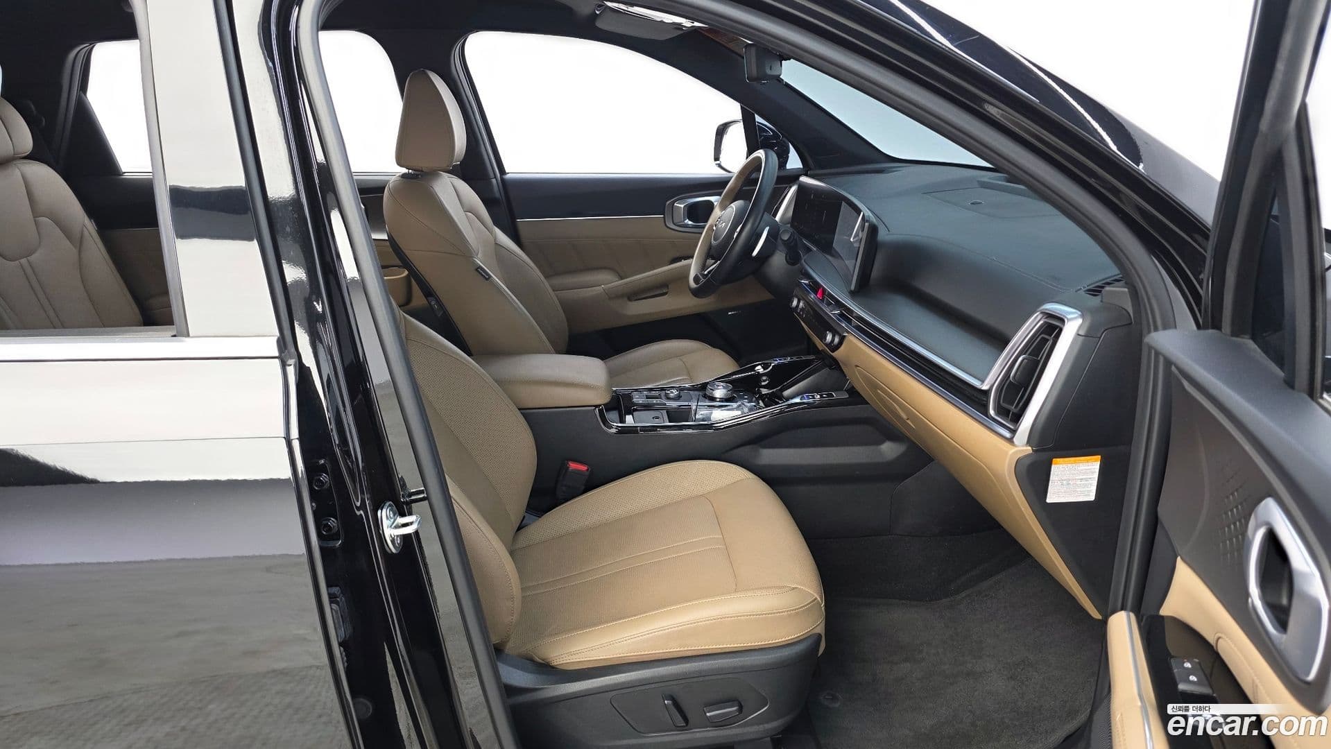 Main__Slider__Photo:Sorento Kia 2023.10-10