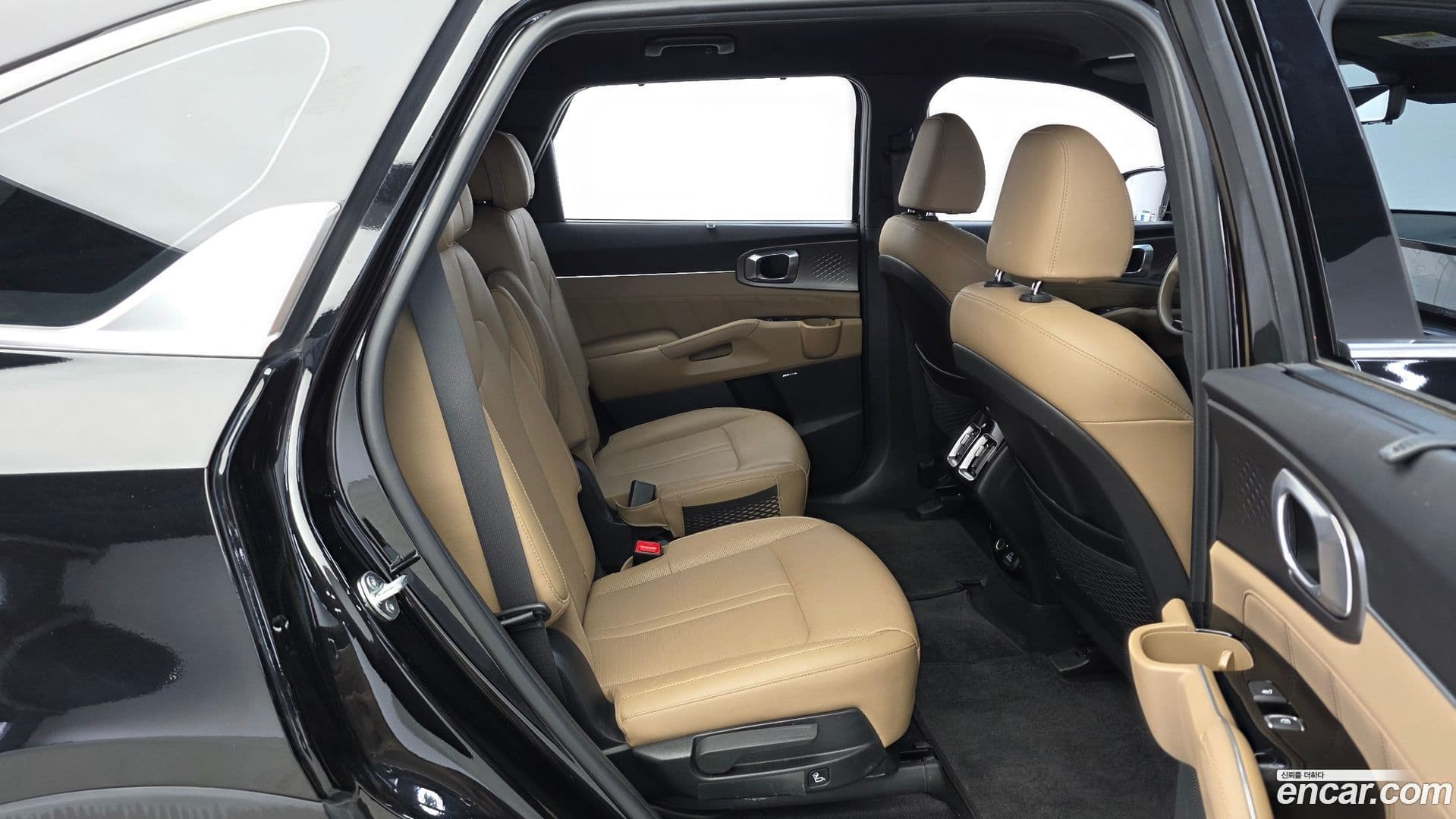 Main__Slider__Photo:Sorento Kia 2023.10-11