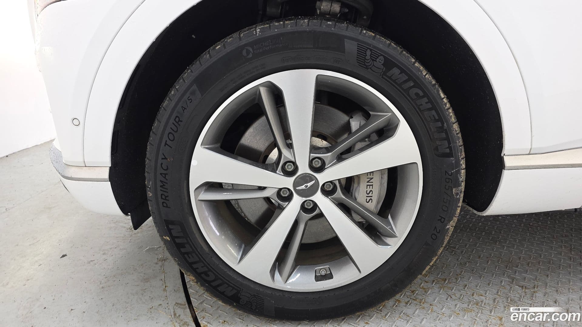 Main__Slider__Photo:GV80 Genesis 2022.2-4