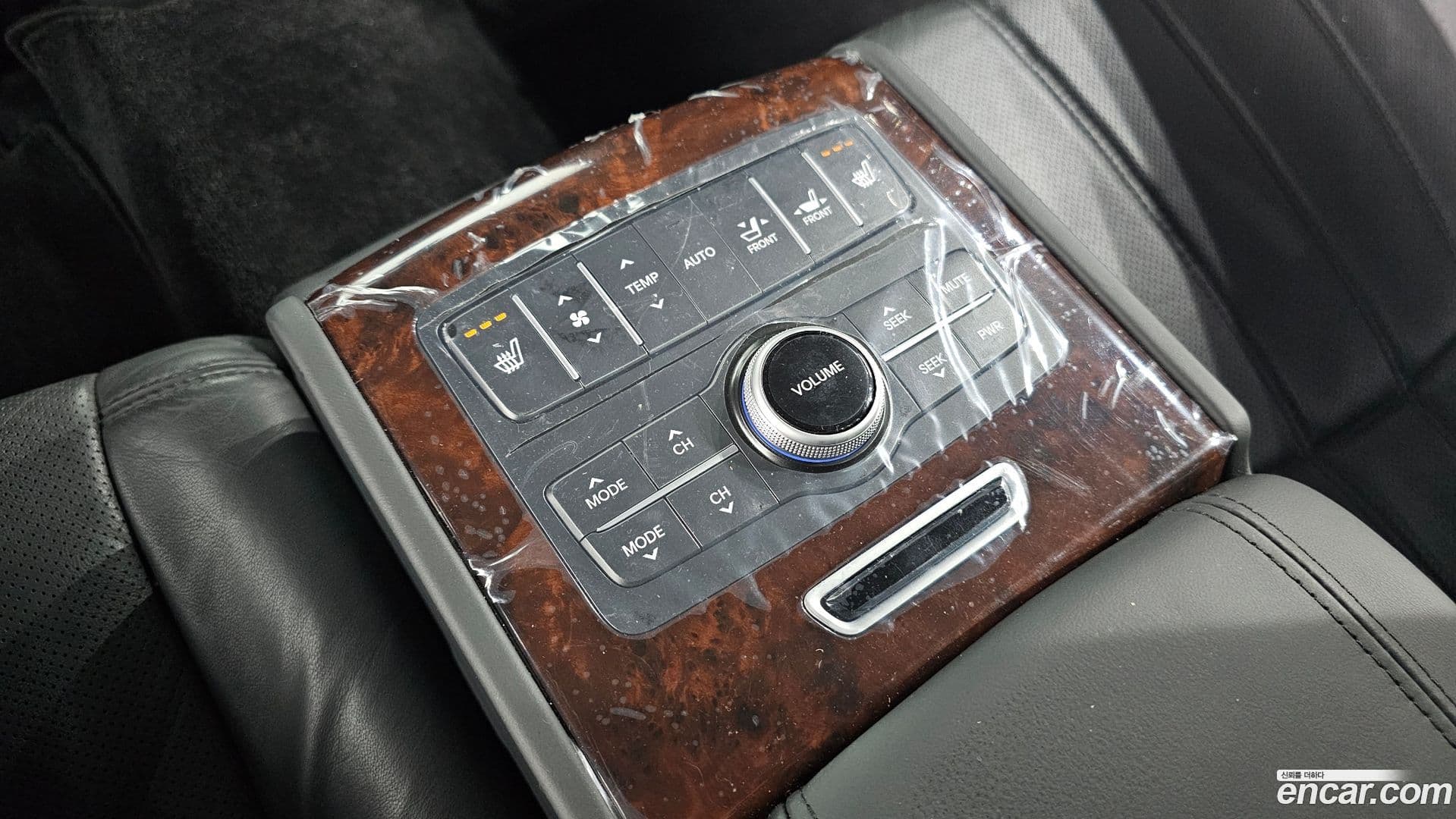 Main__Slider__Photo:Equus Hyundai 2012.6-18