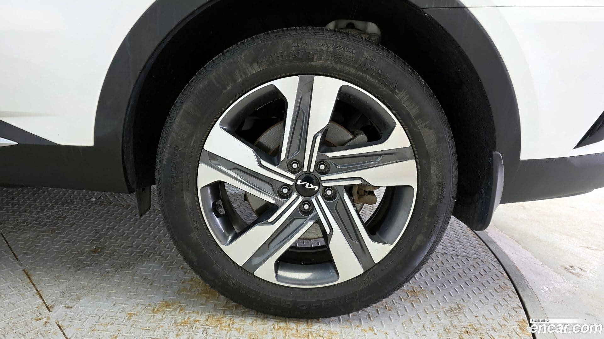 Main__Slider__Photo:Sorento Kia 2022.3-4