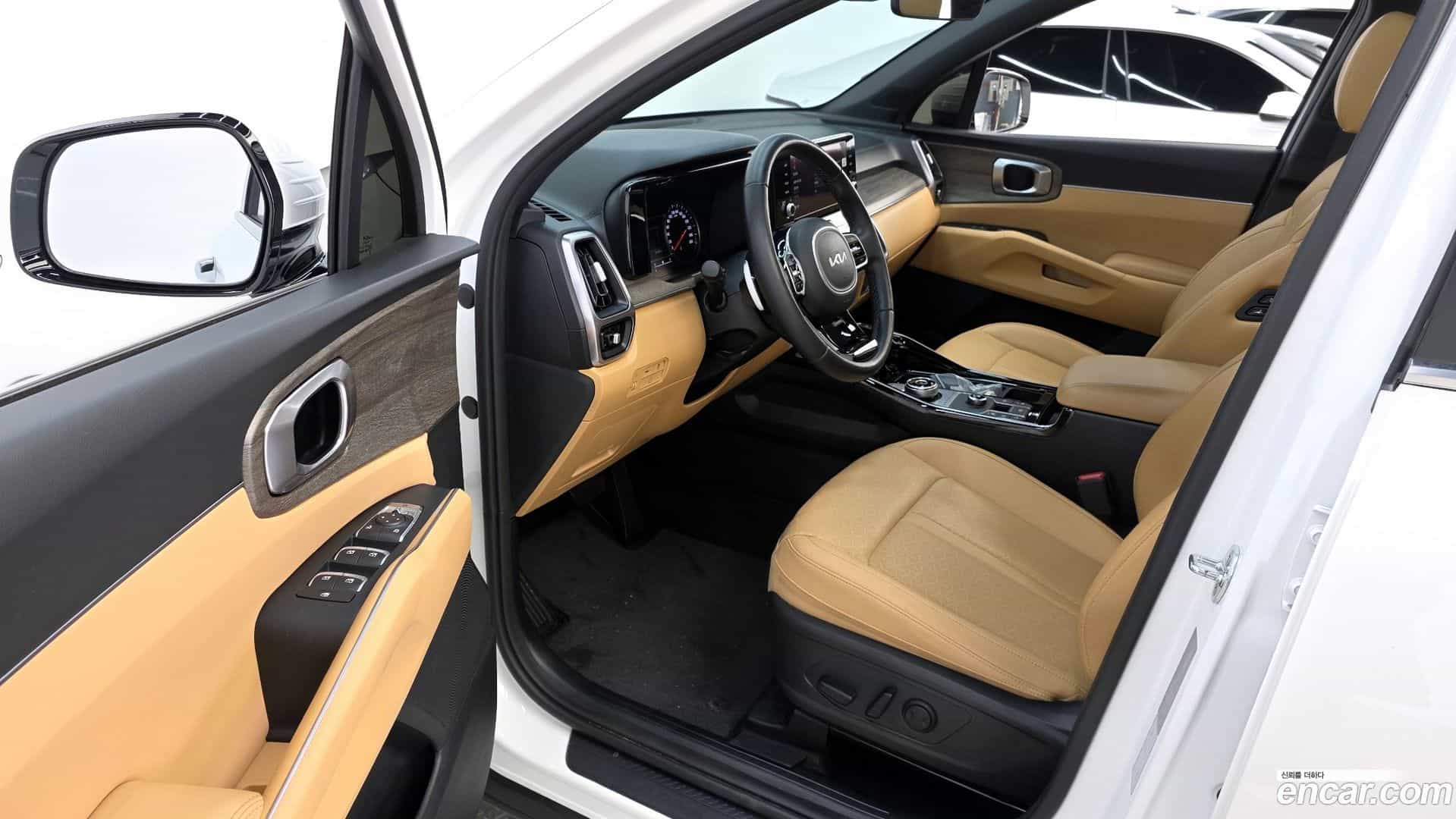 Sorento Kia 2022.3-OPTION-015