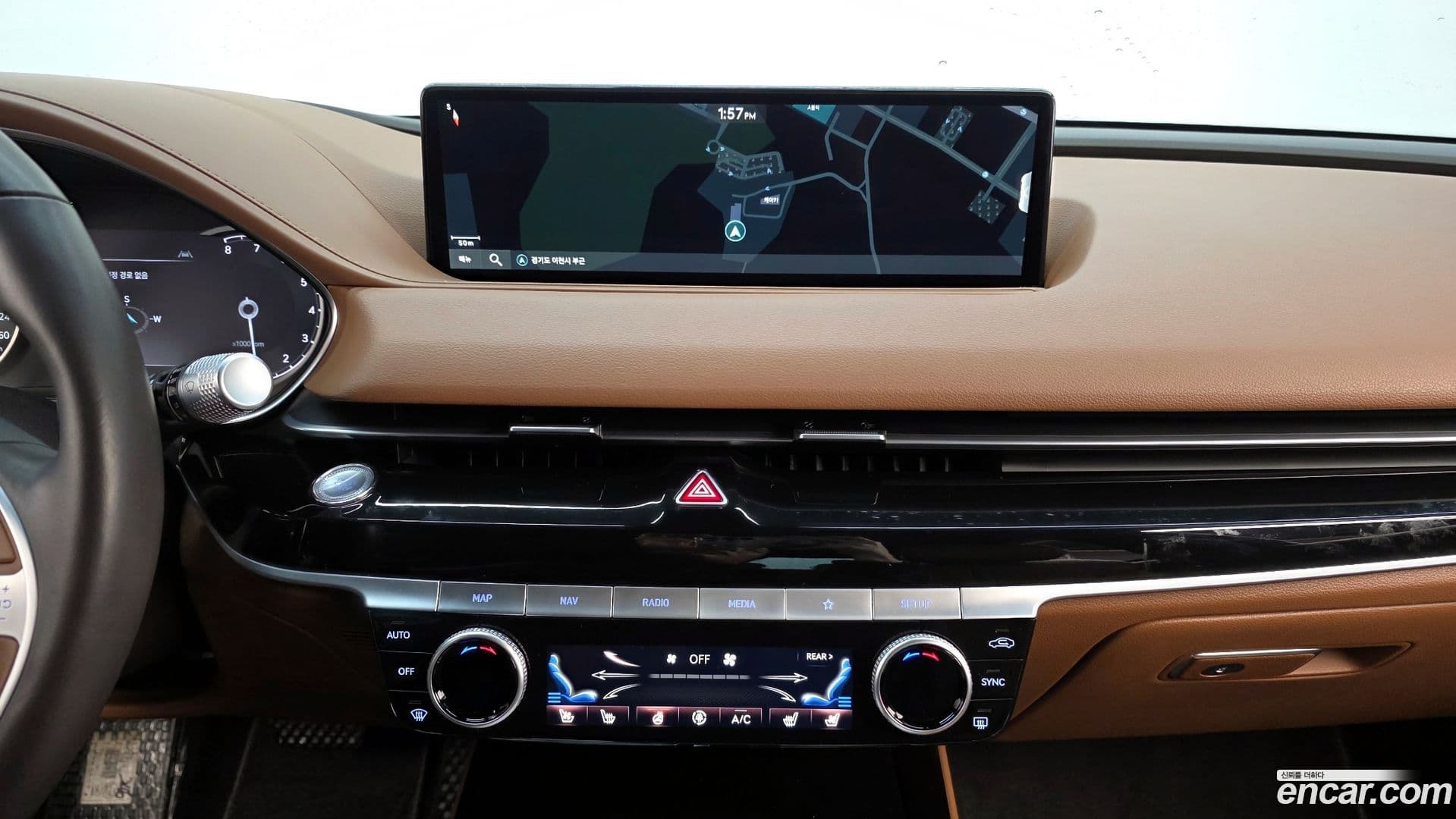 Main__Slider__Photo:G80 Genesis 2022.2-13