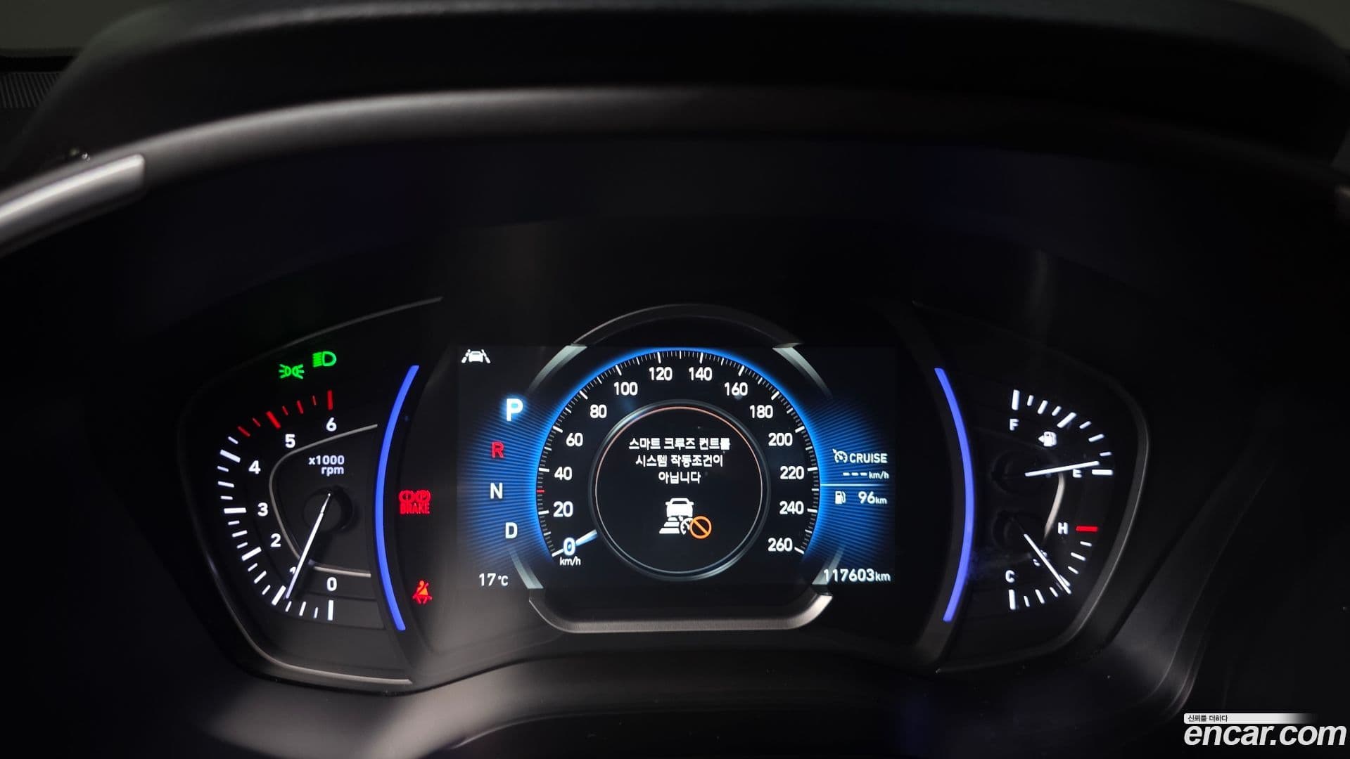 Main__Slider__Photo:Santafe Hyundai 2018.6-7