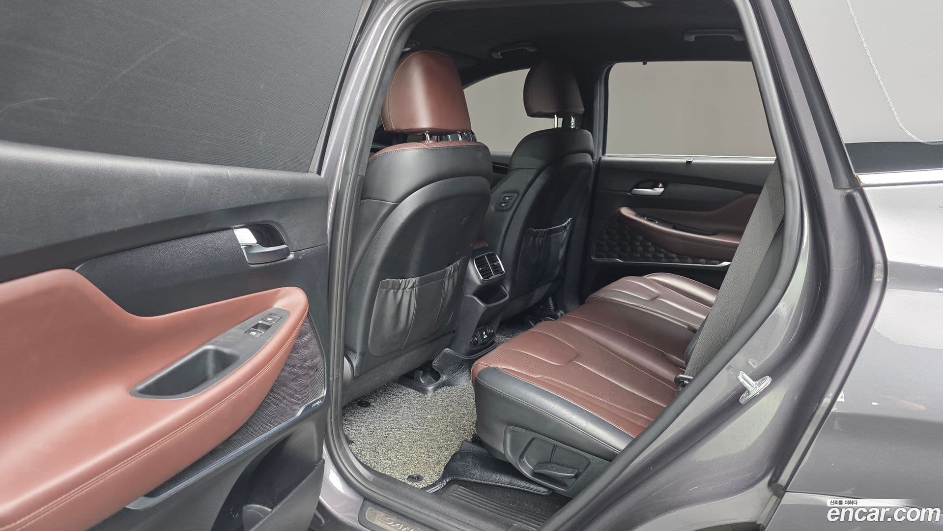 Main__Slider__Photo:Santafe Hyundai 2018.6-16