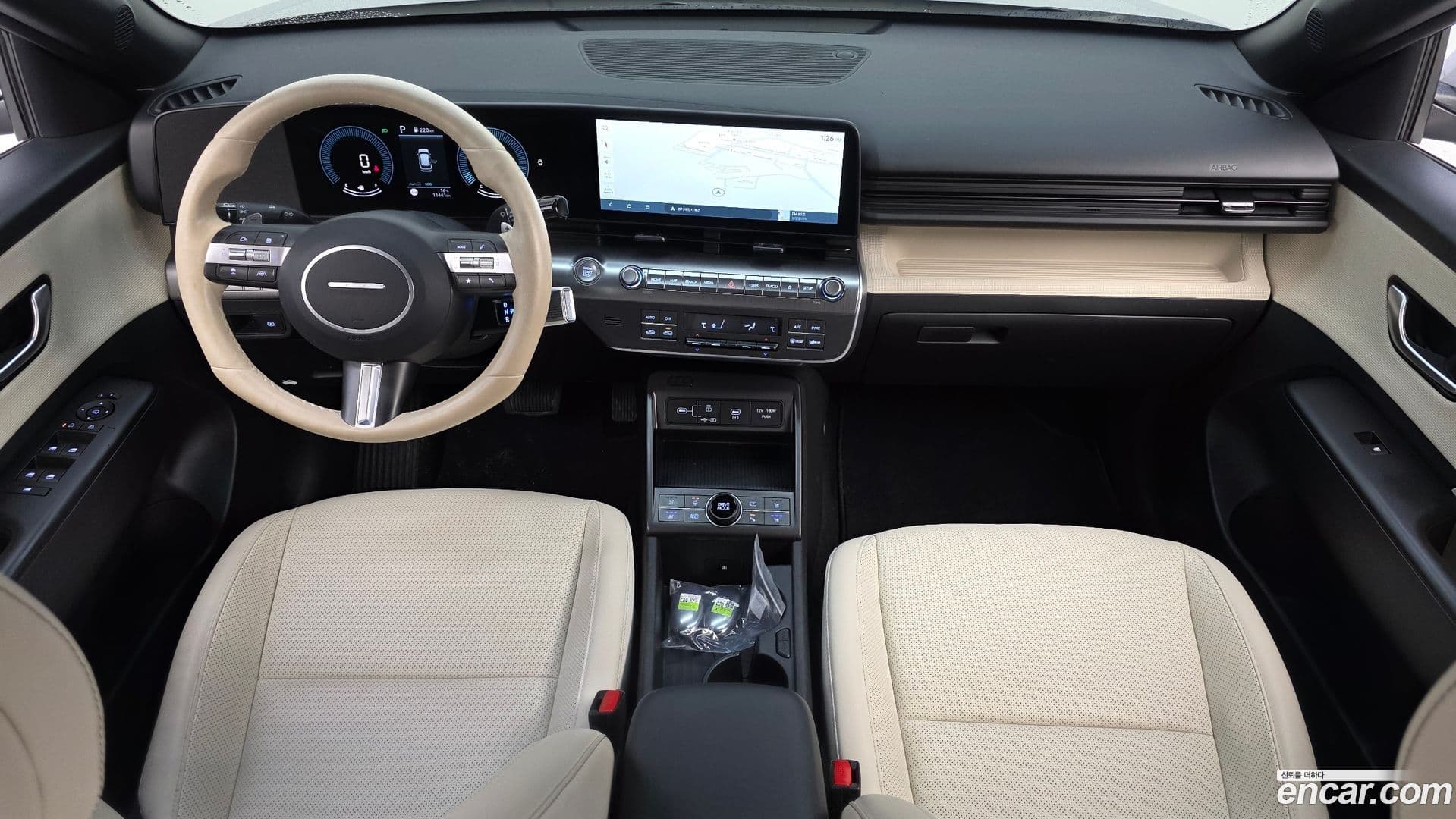 Main__Slider__Photo:Kona Hyundai 2024.11-6