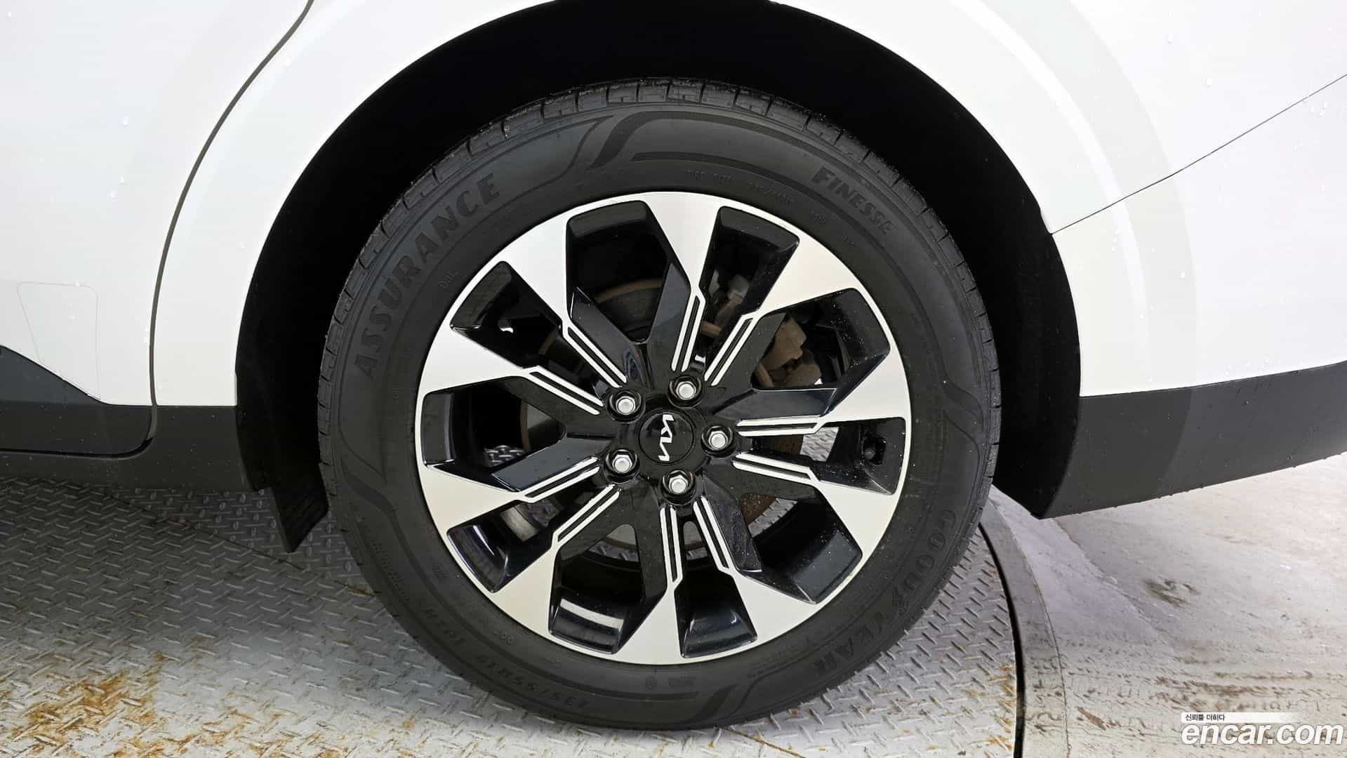 Canival Kia 2023.2-OUTER-005