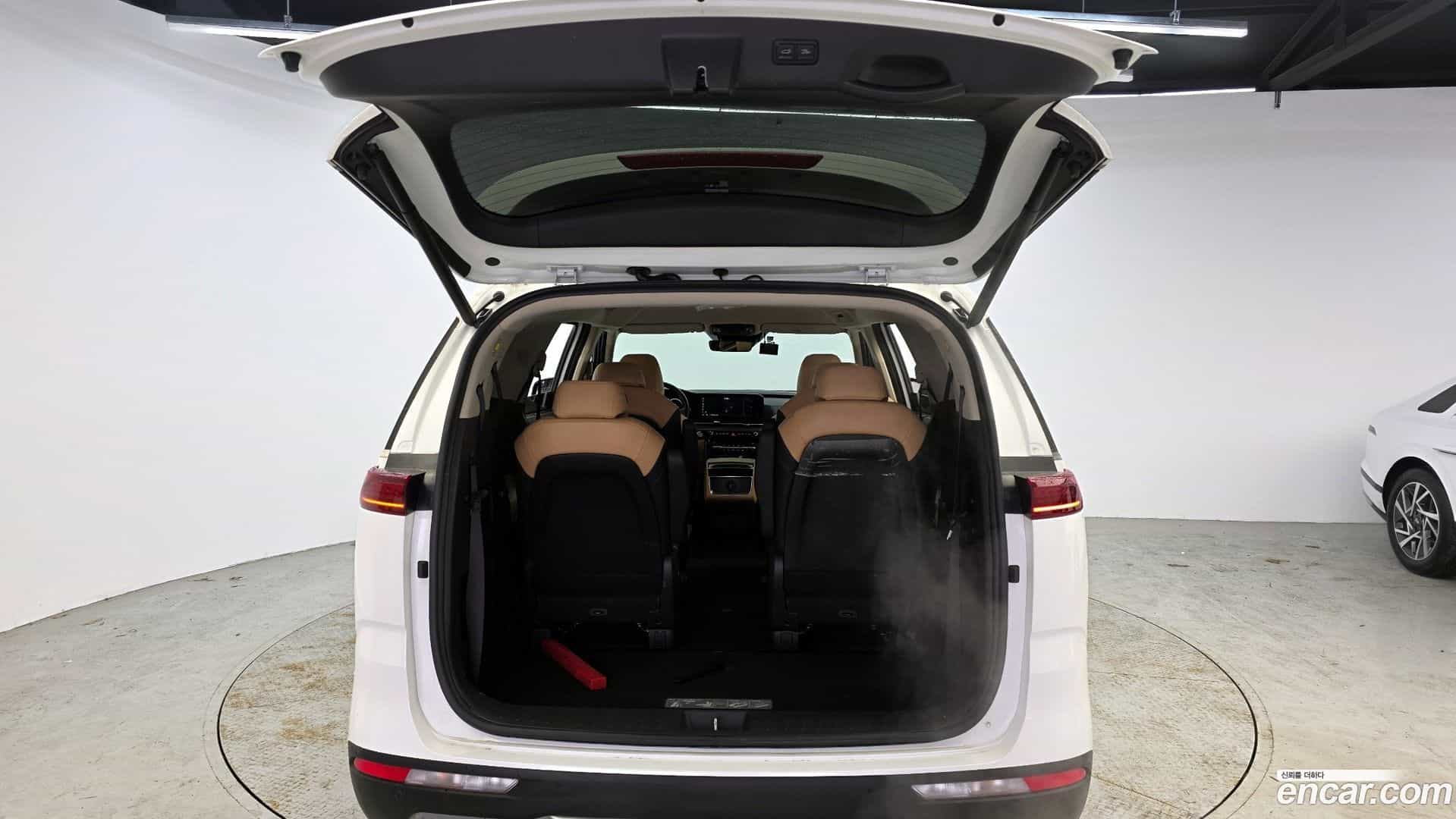 Canival Kia 2023.2-OPTION-024