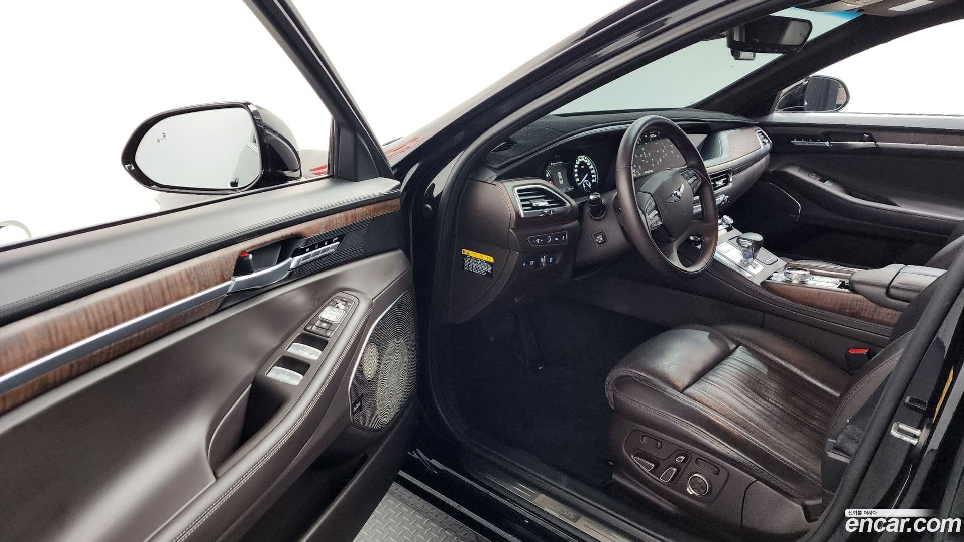 Main__Slider__Photo:G90 Genesis 2021.0-9