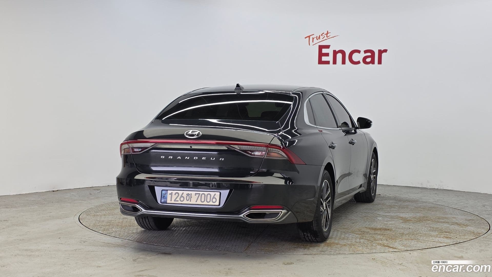 Main__Slider__Photo:Grandeur Hyundai 2022.2-3