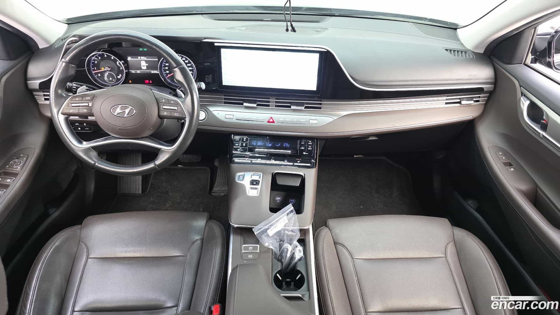 Grandeur Hyundai 2022.2-INNER-007