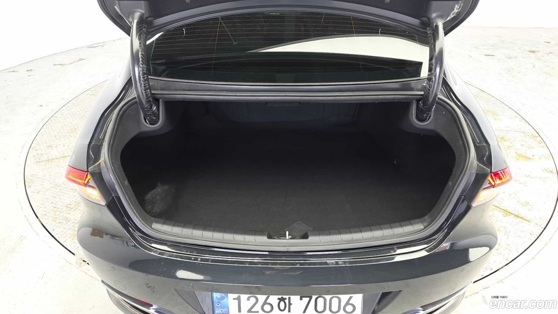 Grandeur Hyundai 2022.2-OPTION-024