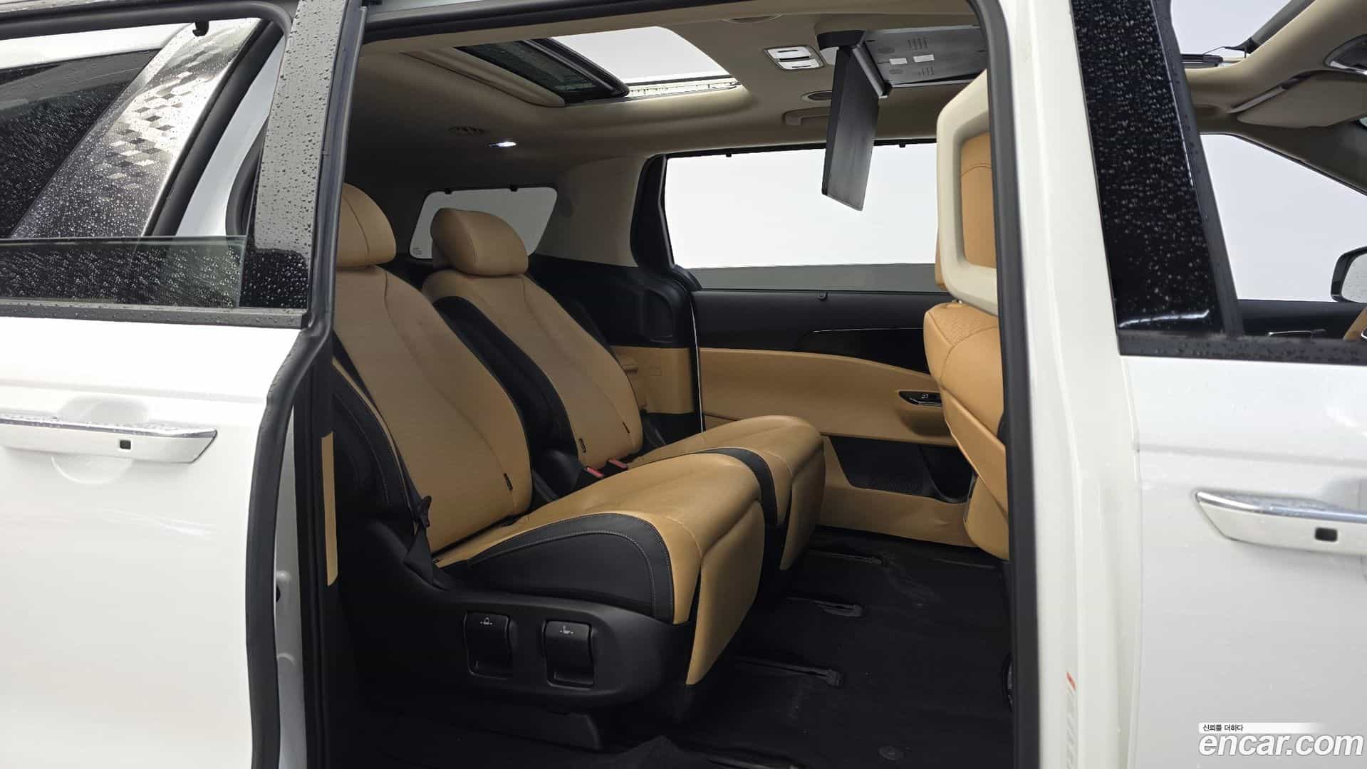 Canival Kia 2023.2-OPTION-016