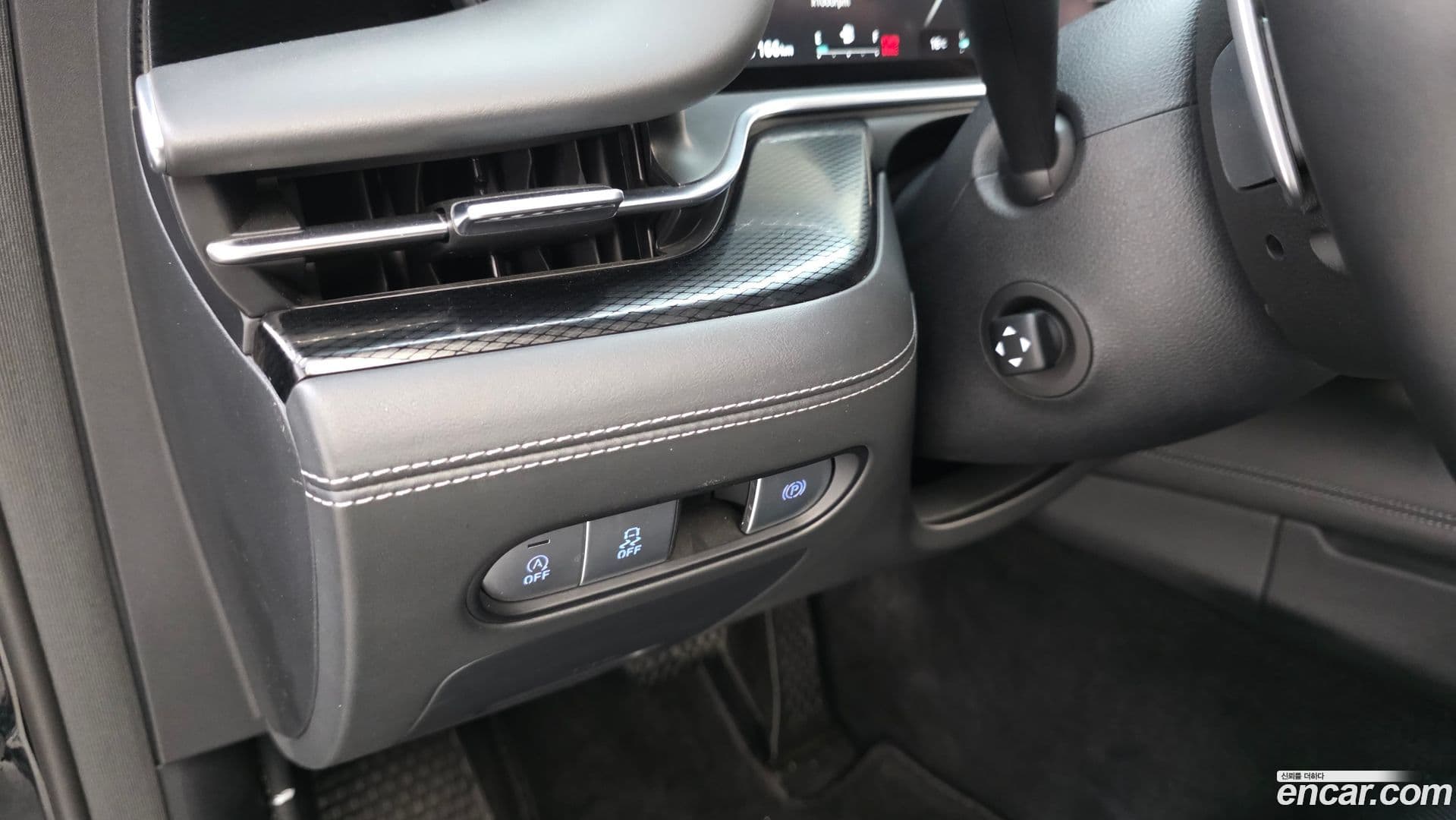 Main__Slider__Photo:G90 Genesis 2022.2-17