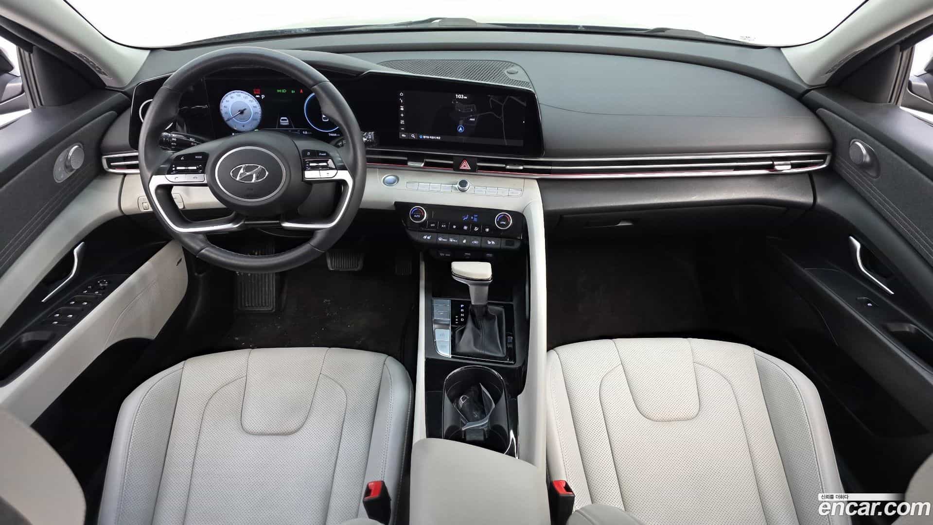 AVANTE Hyundai 2022.2-INNER-007