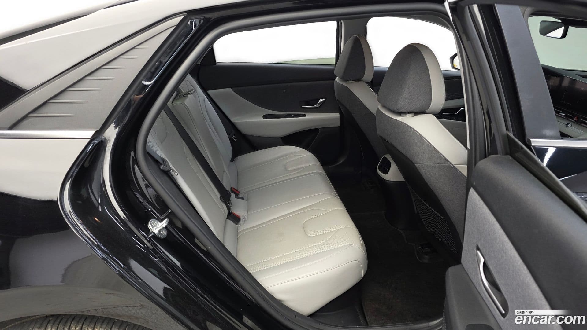 Main__Slider__Photo:AVANTE Hyundai 2022.2-11