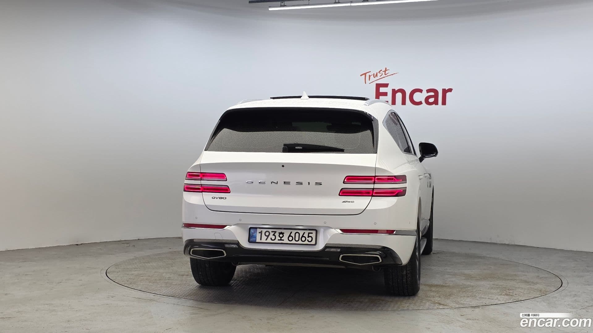 Main__Slider__Photo:GV80 Genesis 2022.10-3