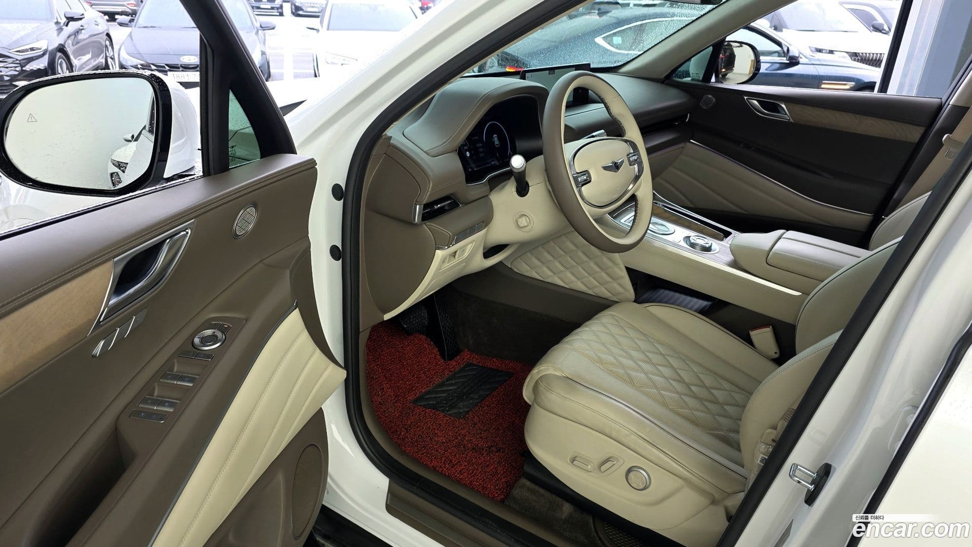 Main__Slider__Photo:GV80 Genesis 2022.10-9