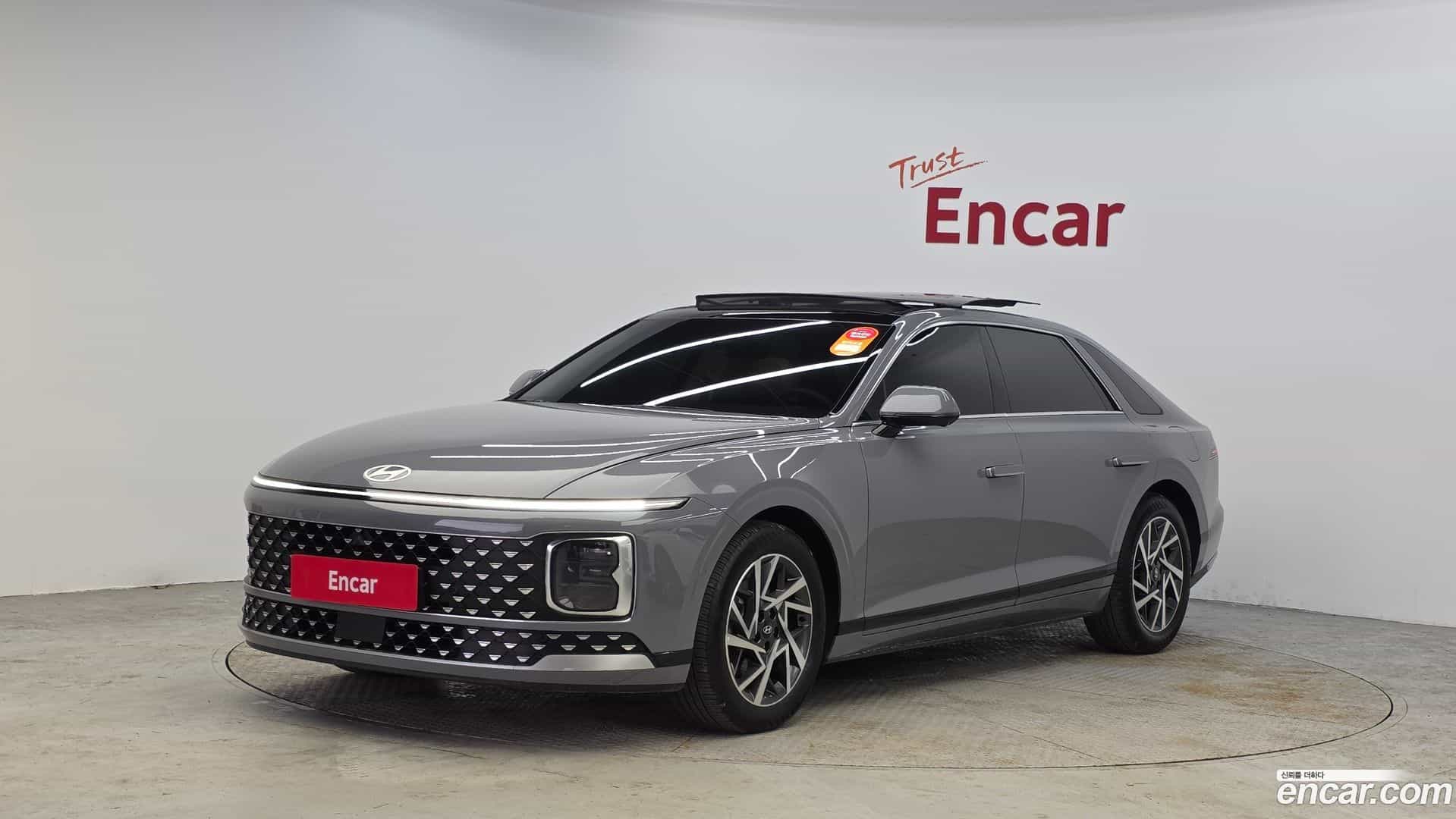 Grandeur Hyundai 2024.11-OUTER-001