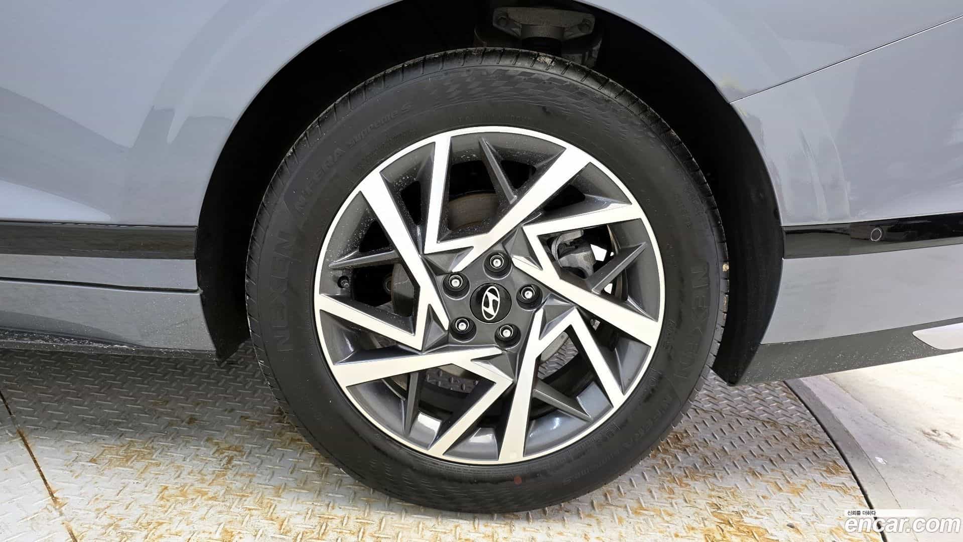 Grandeur Hyundai 2024.11-OUTER-005