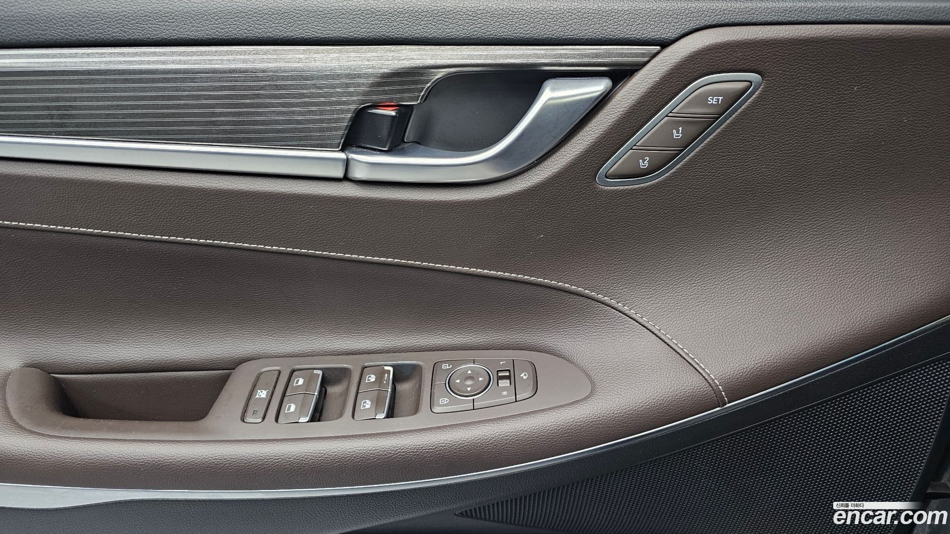 Main__Slider__Photo:Grandeur Hyundai 2018.4-11