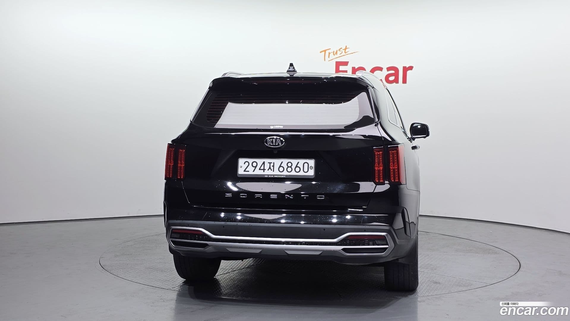 Main__Slider__Photo:Sorento Kia 2020.3-3