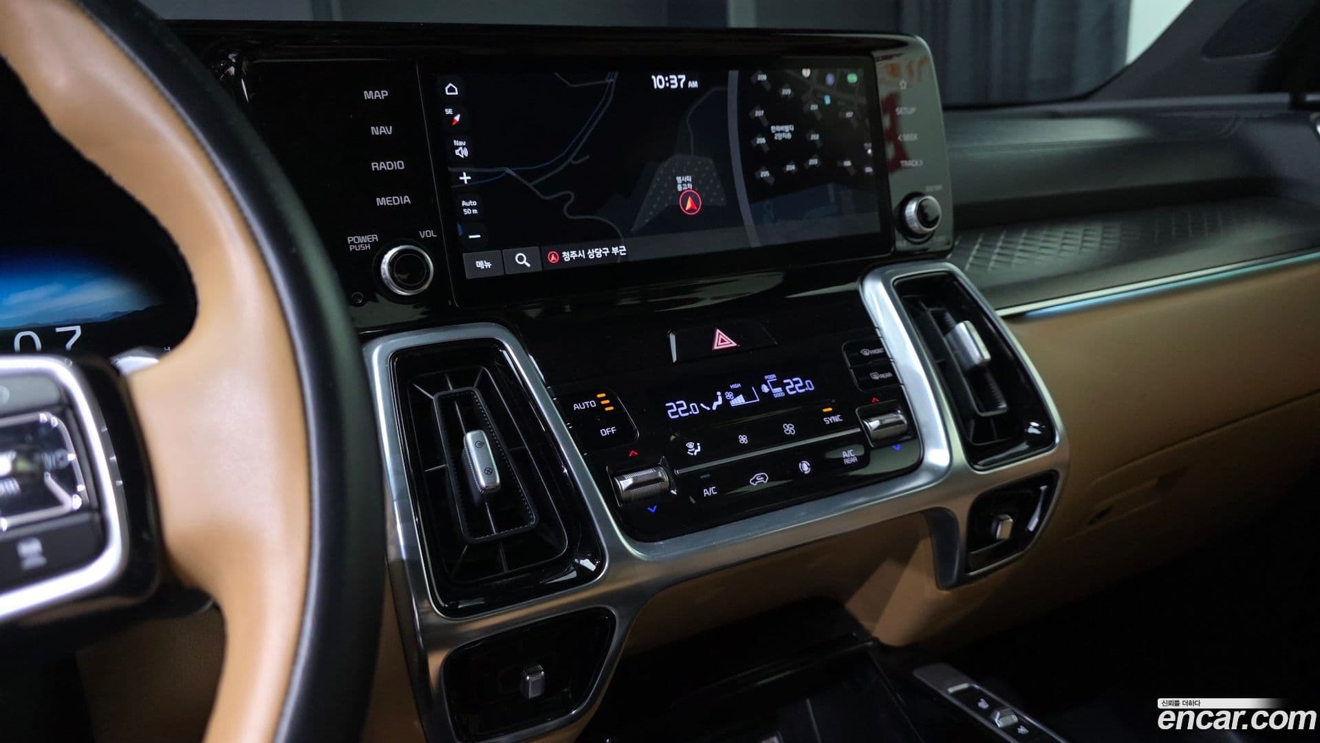 Main__Slider__Photo:Sorento Kia 2020.3-11