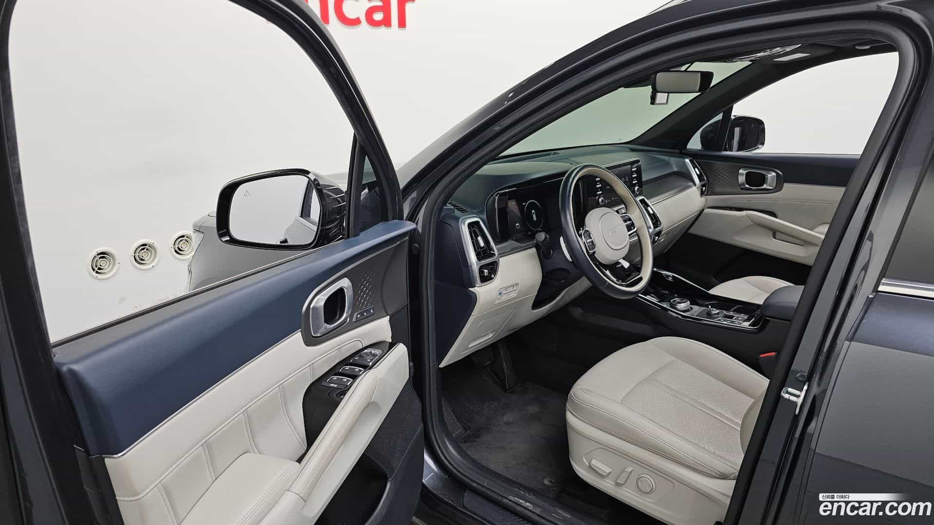 Sorento Kia 2022.2-INNER-010