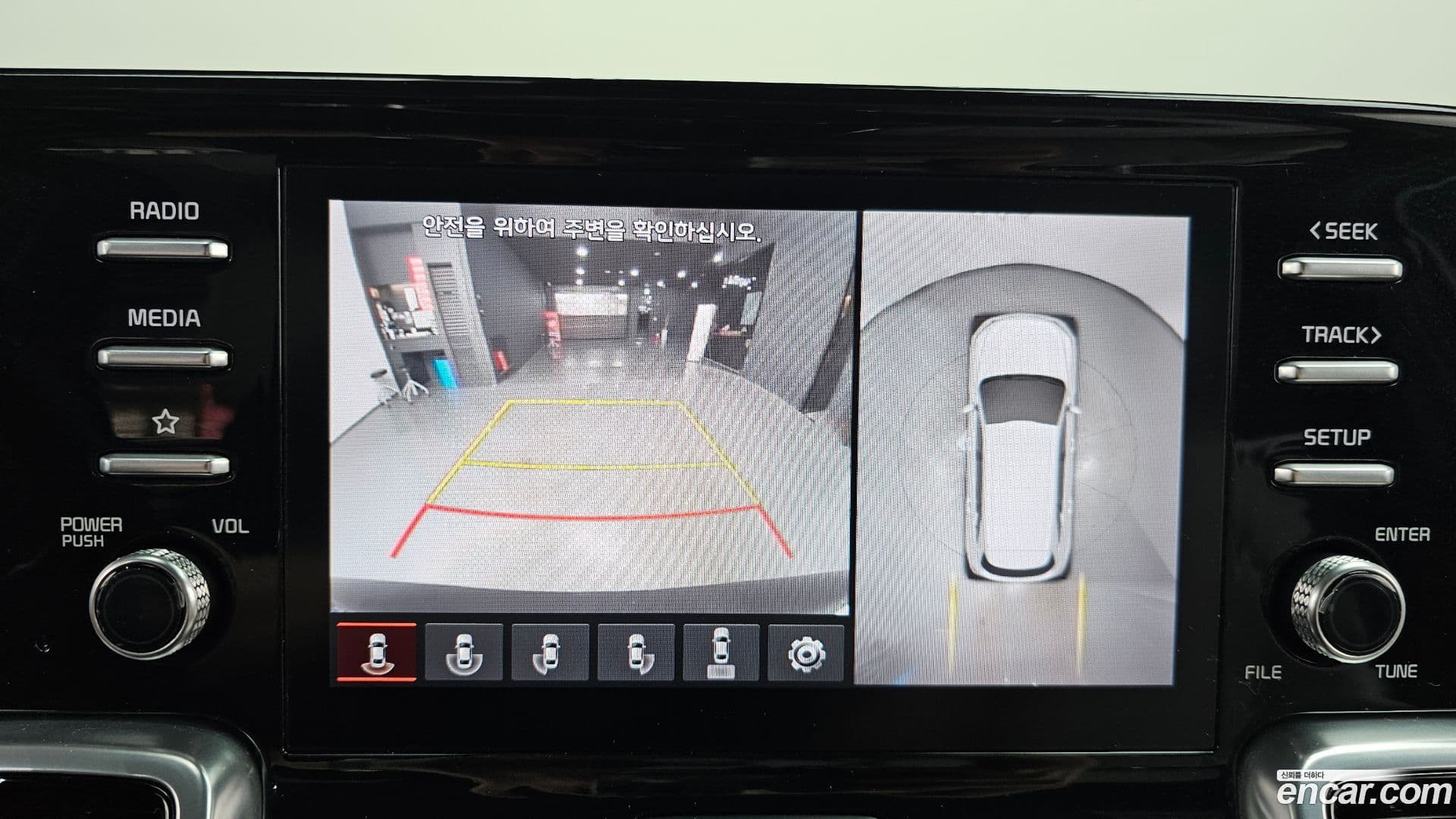 Main__Slider__Photo:Sorento Kia 2022.2-14