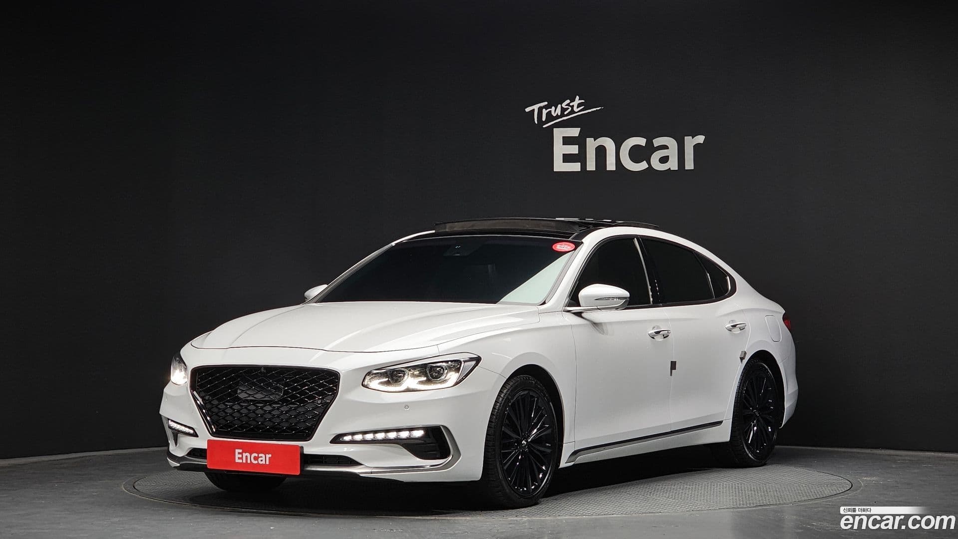 Main__Slider__Photo:Grandeur Hyundai 2018.5-0