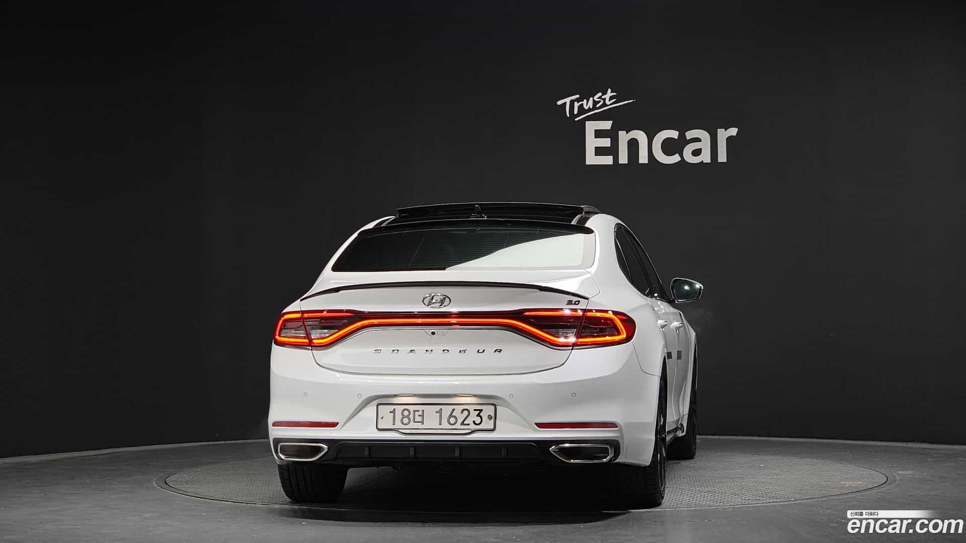 Grandeur Hyundai 2018.5-OUTER-004