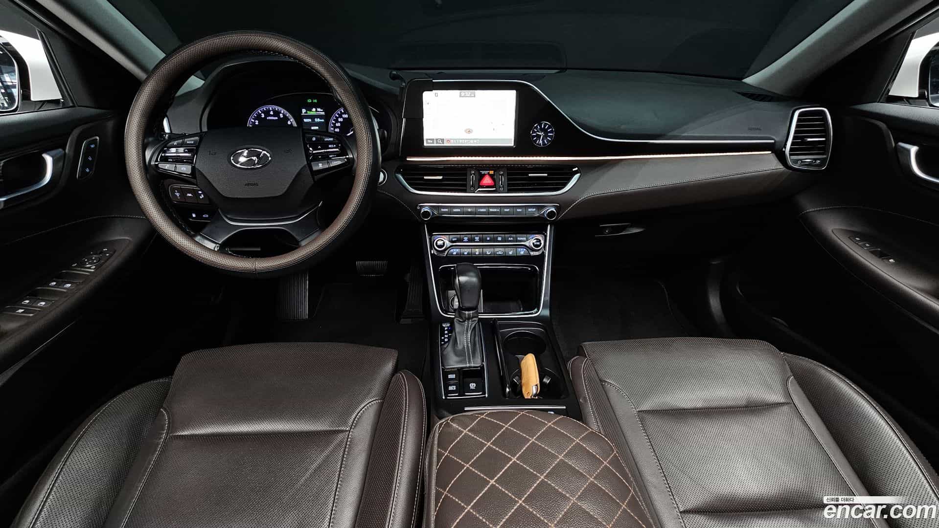 Grandeur Hyundai 2018.5-INNER-007
