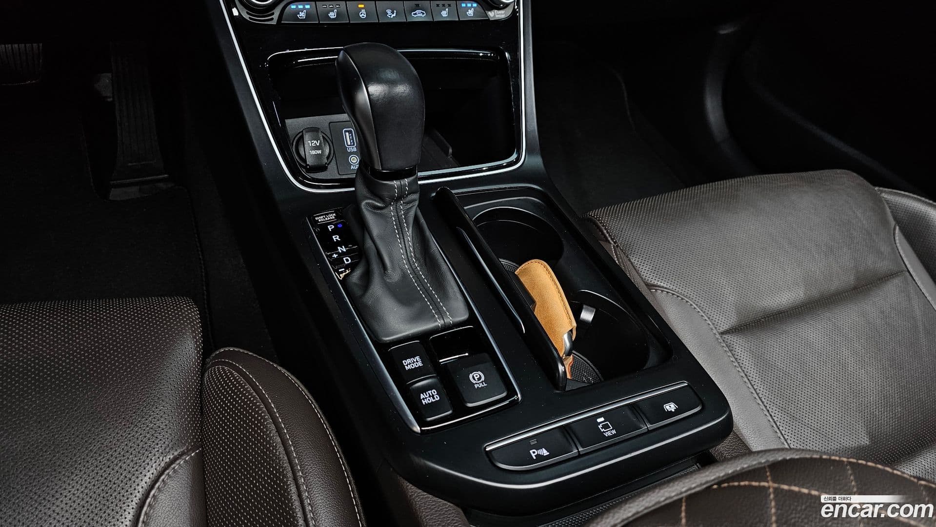 Main__Slider__Photo:Grandeur Hyundai 2018.5-8